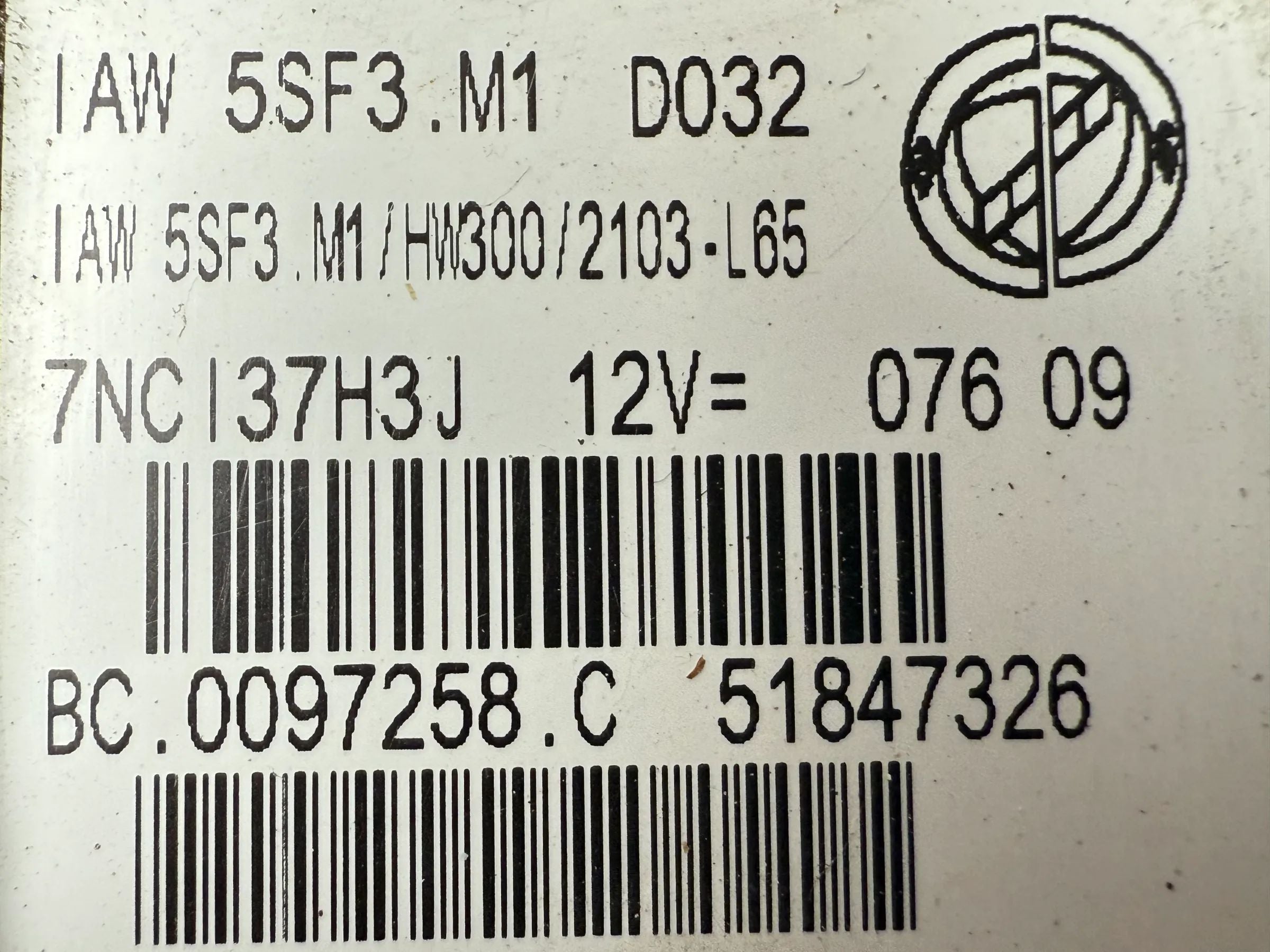 Original Fiat / Lancia Grande Punto (Type: 199) engine control unit IAW 5SF3.M1 D032 