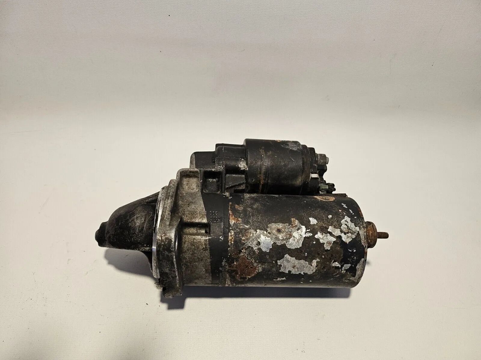 純正 Opel Vectra A Astra F V94 2.0 スターター Bosch 0001107015