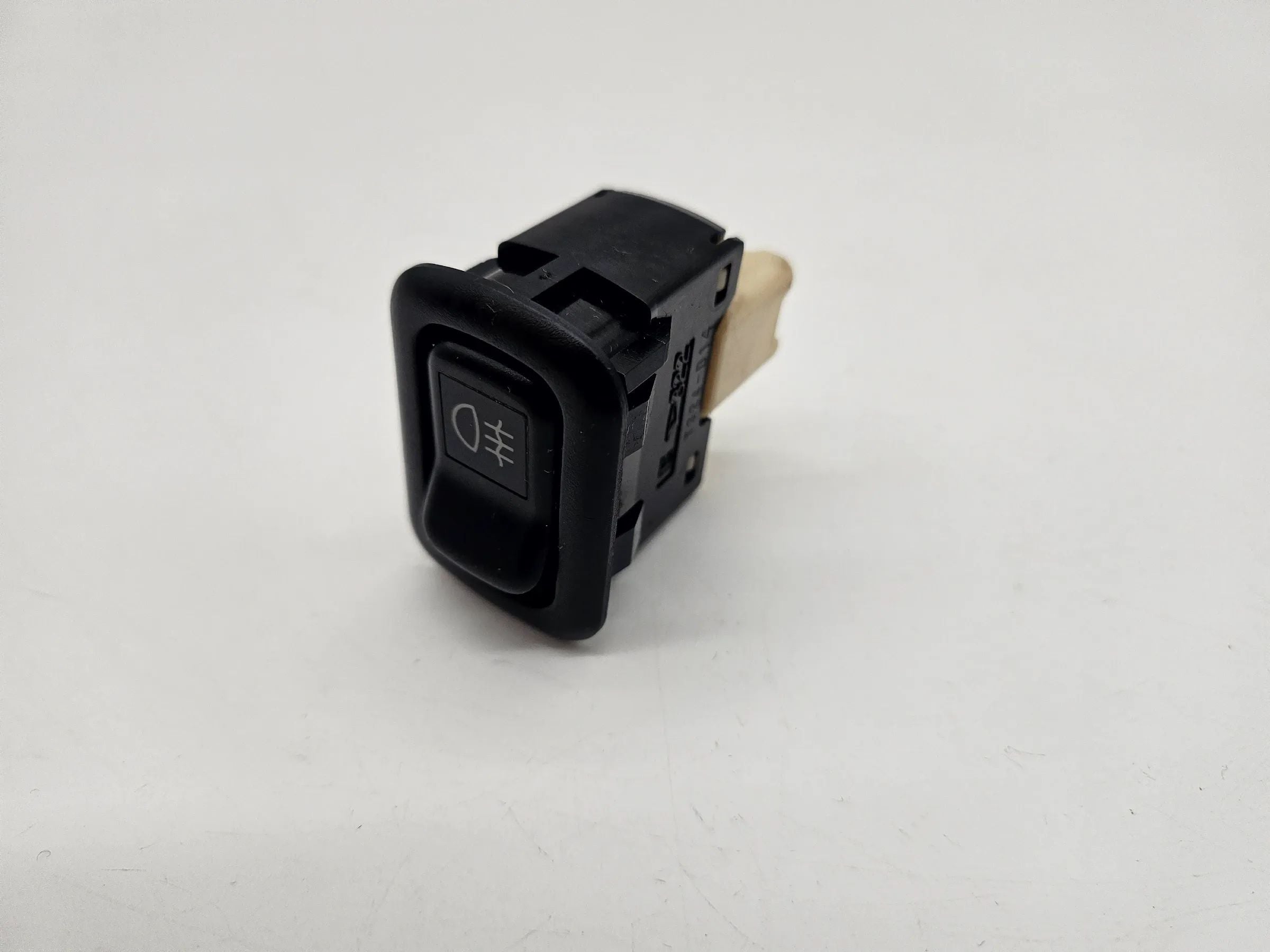 อะไหล่แท้ DAIHATSU Cuore L7 (01-03) สวิตช์ไฟตัดหมอกหลัง T324-D14