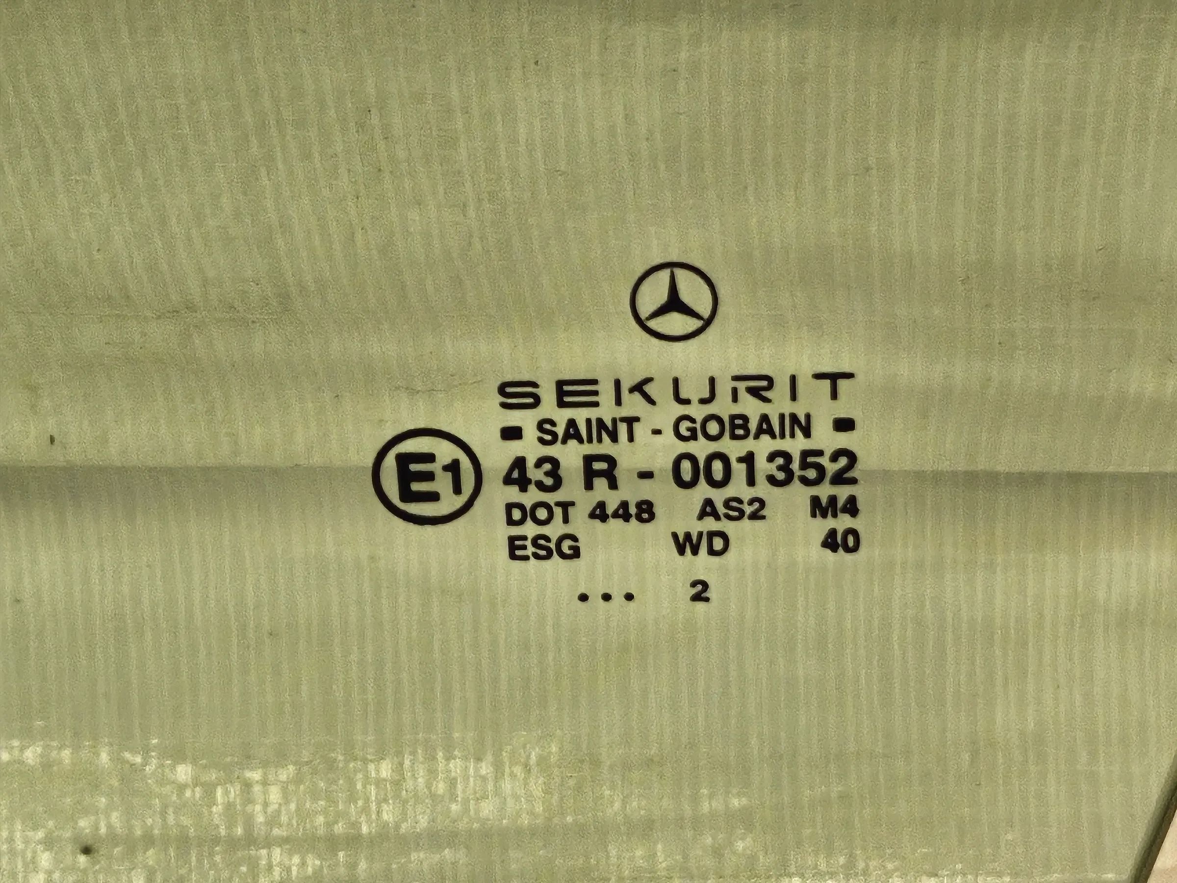 Original Mercedes C-Klasse (CL203) Fensterscheibe Glas Links Vorne A2037250510