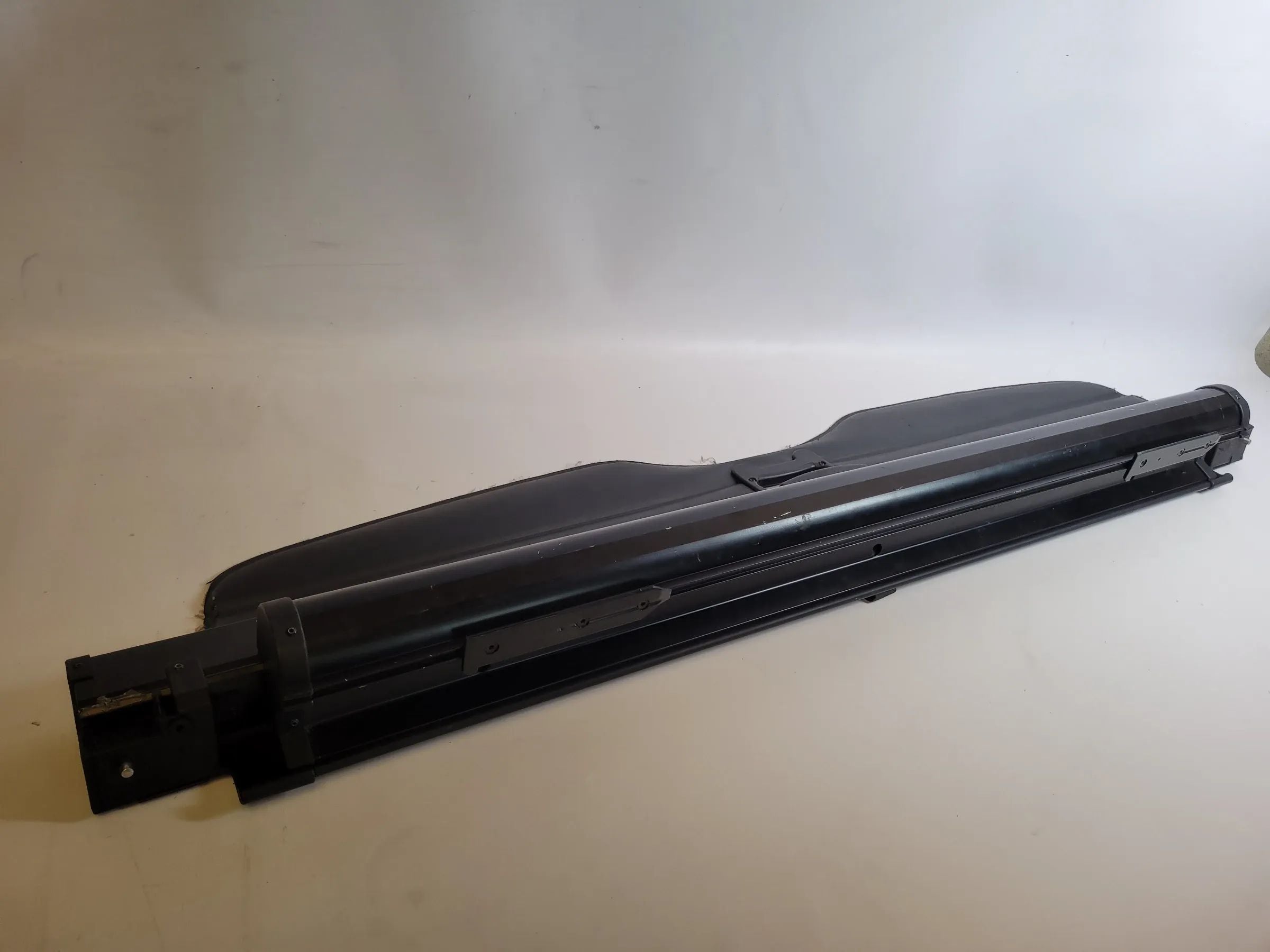 BMW 5er Touring E39 Laderaum Gepäckraum Abdeckung 8236357 Original