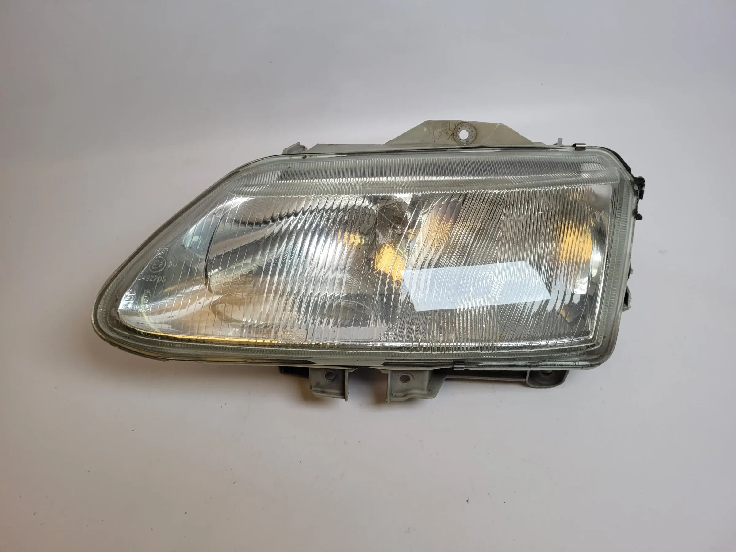Renault Espace III / Laguna I JE0 Scheinwerfer/Frontleuchte 7700820118 Original