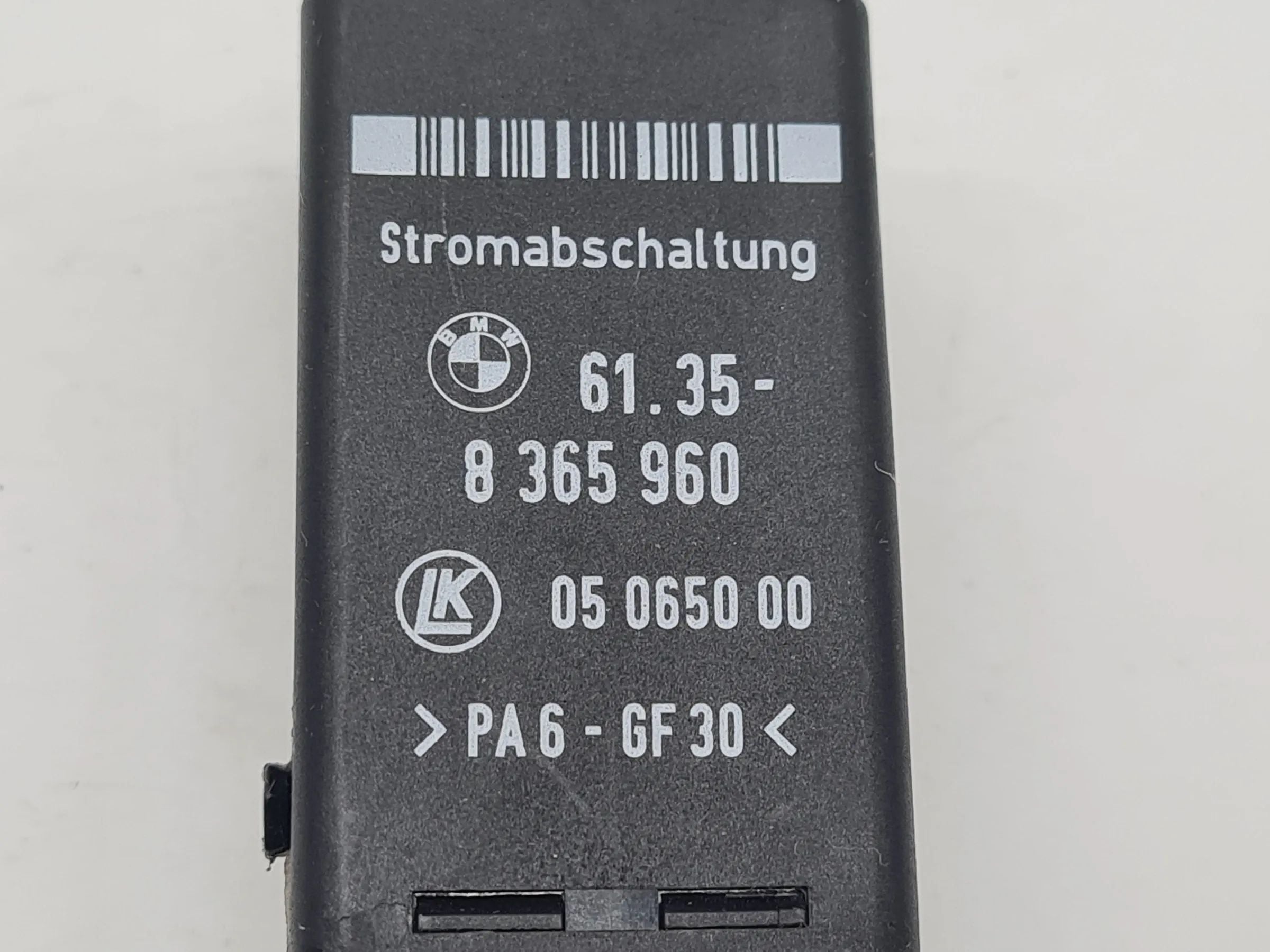 BMW 5er/7er/X5 E38/E39/E53 Ausschaltrelais 61.35-8365960 Original