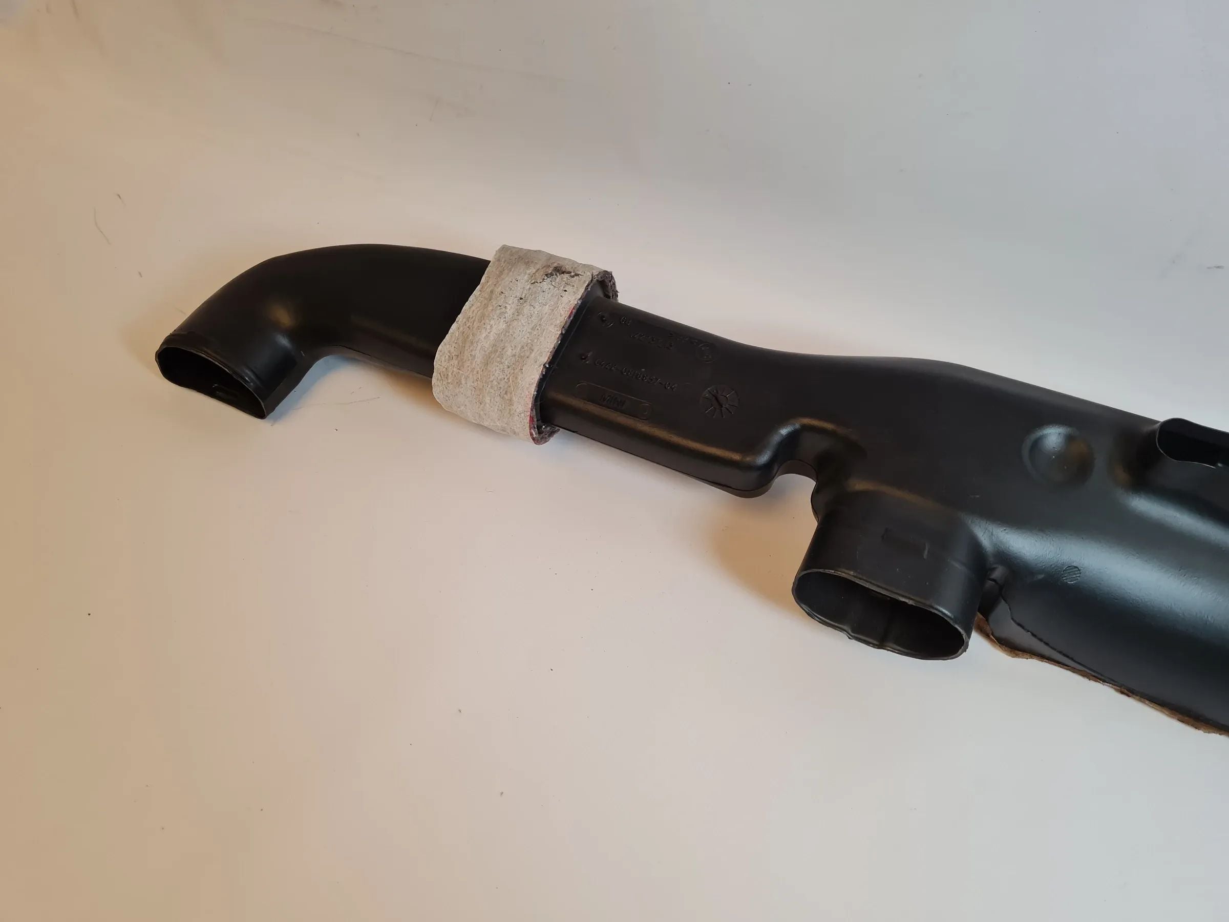 Mini One (R50/R53) Luftkanal Armaturenbrett 64.22-0818857-04 (Original)