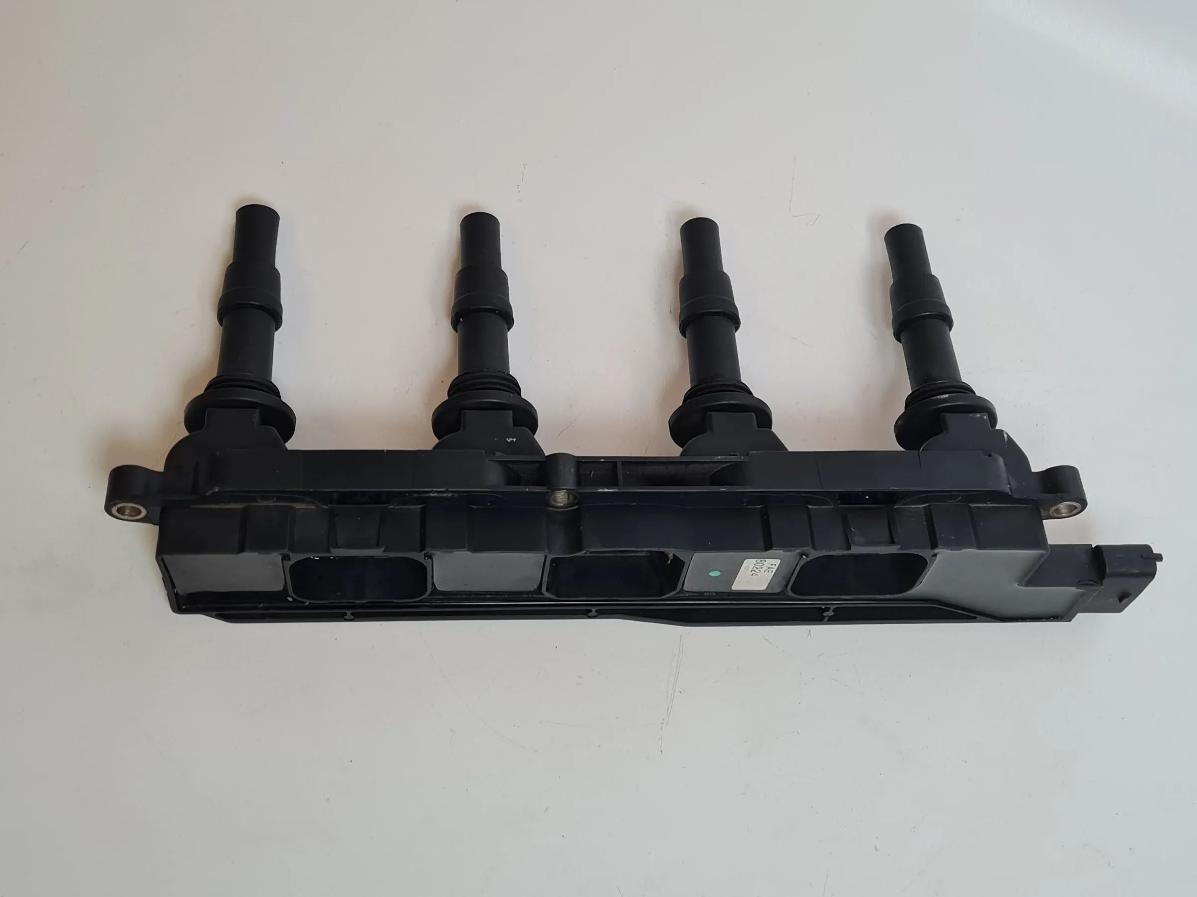 Opel T98/J96/Z02/X03 etc. Zündspule FAE80224 (Original)