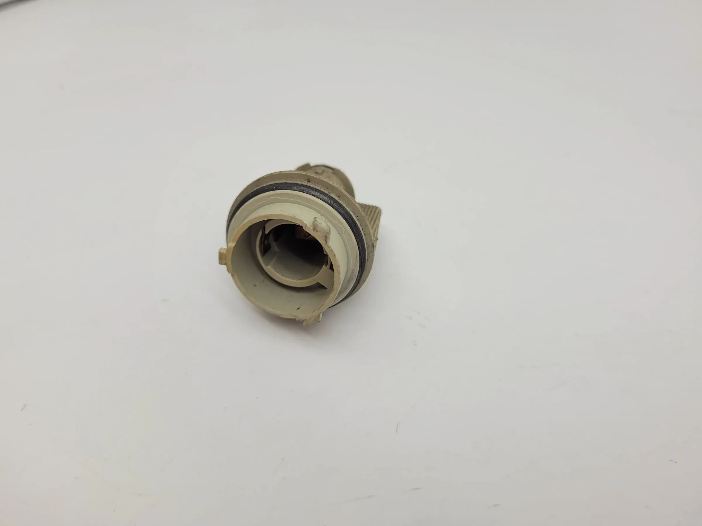Audi A4 8D2/8D5 Blinkerfassung Fassung L/R Vorne 3B0953123 (Original)