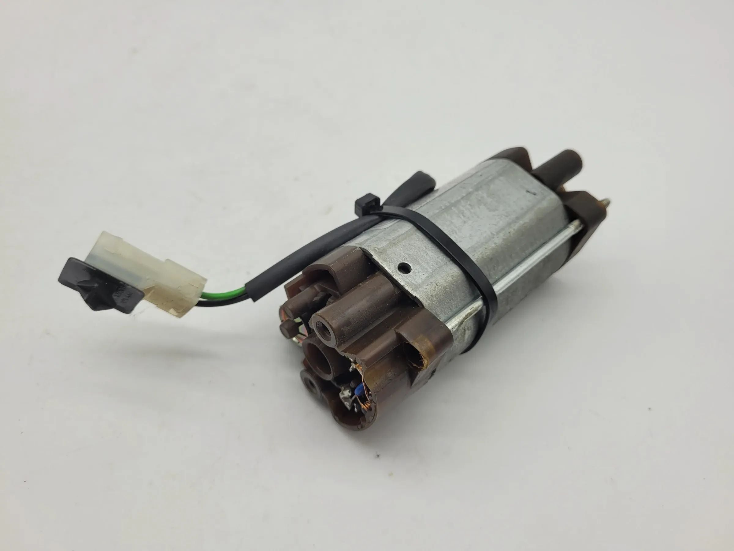 BMW 7er E38 Stellmotor Sitzverstellung Untergestell R/L 52.10-8350152.9 Original