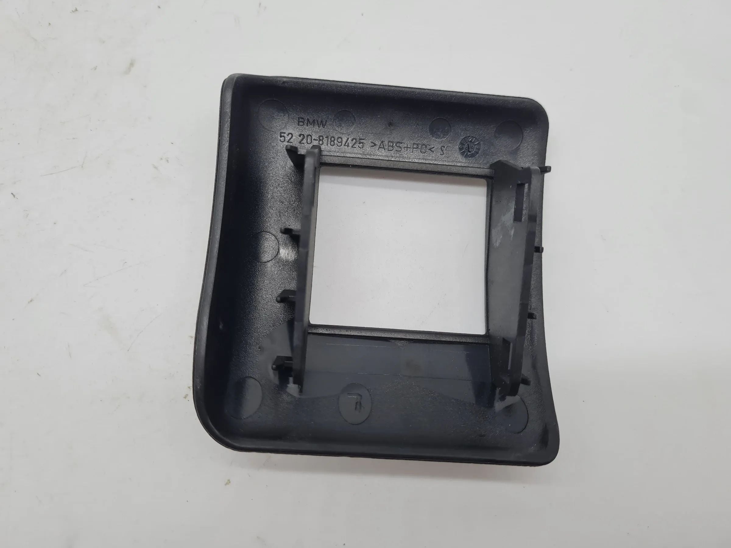 BMW 5er Touring E39 Verkleidung Abdeckung 52.20-8189425 Original