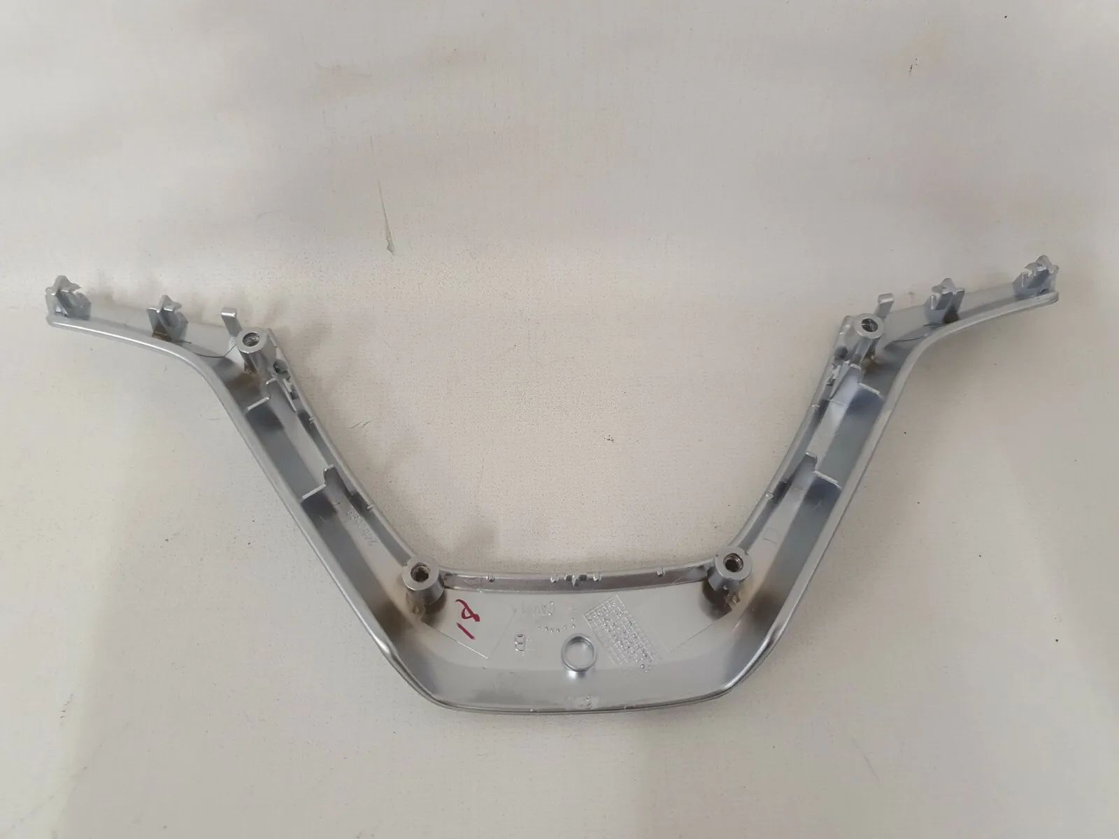 असली BMW 2460599 स्टीयरिंग व्हील स्पांज पट्टी सिल्वर