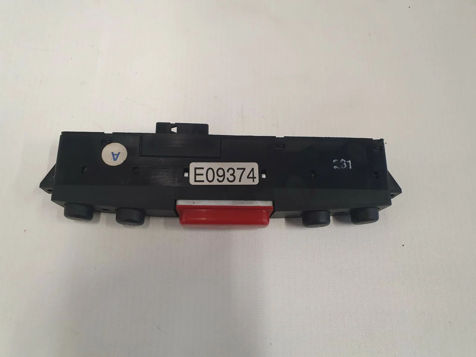 Original ALFA ROMEO 147 (937) Schalterleiste Warnblinker 735266925