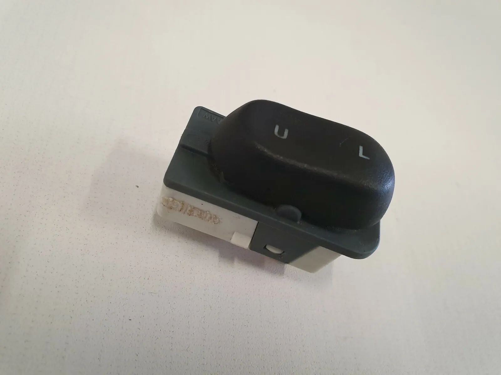 Ford Explorer 2 II switch F87B14017AAW for central locking K28 