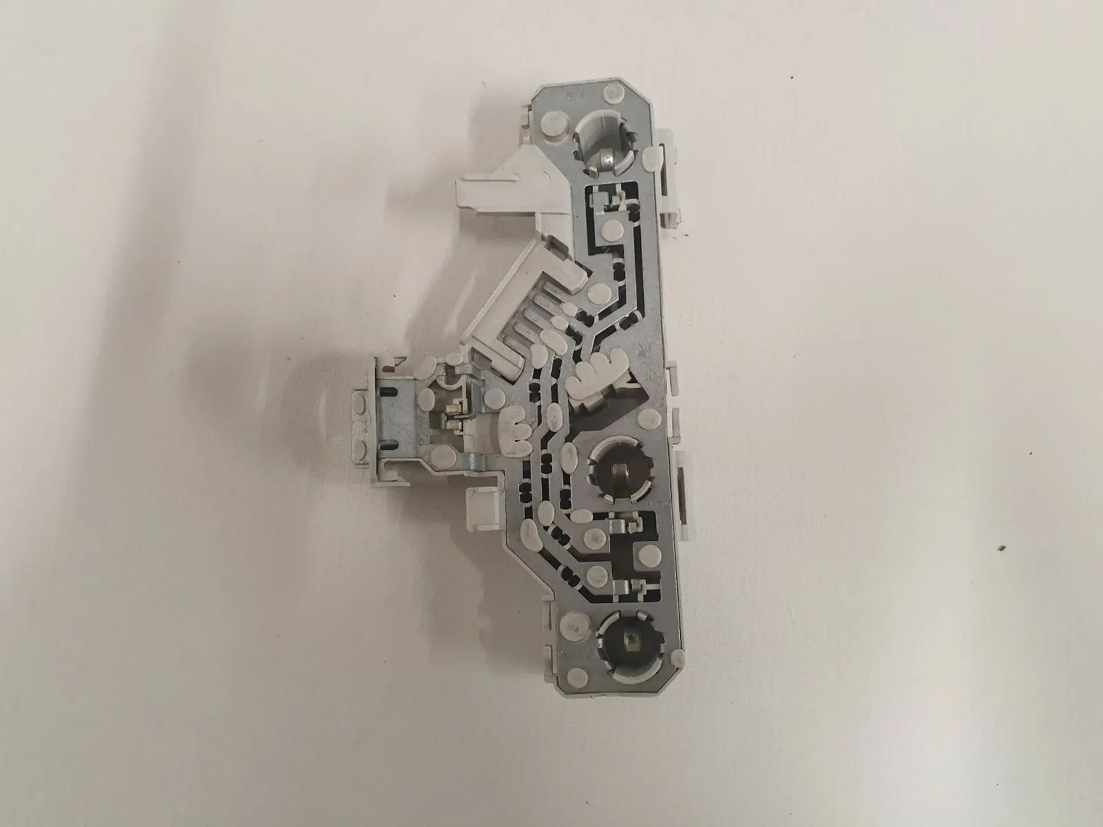 Original VW Polo 6N Suporte de Farol Direito 6N0945258 A Lado do Passageiro K24 - auto-veritas.com/pt/