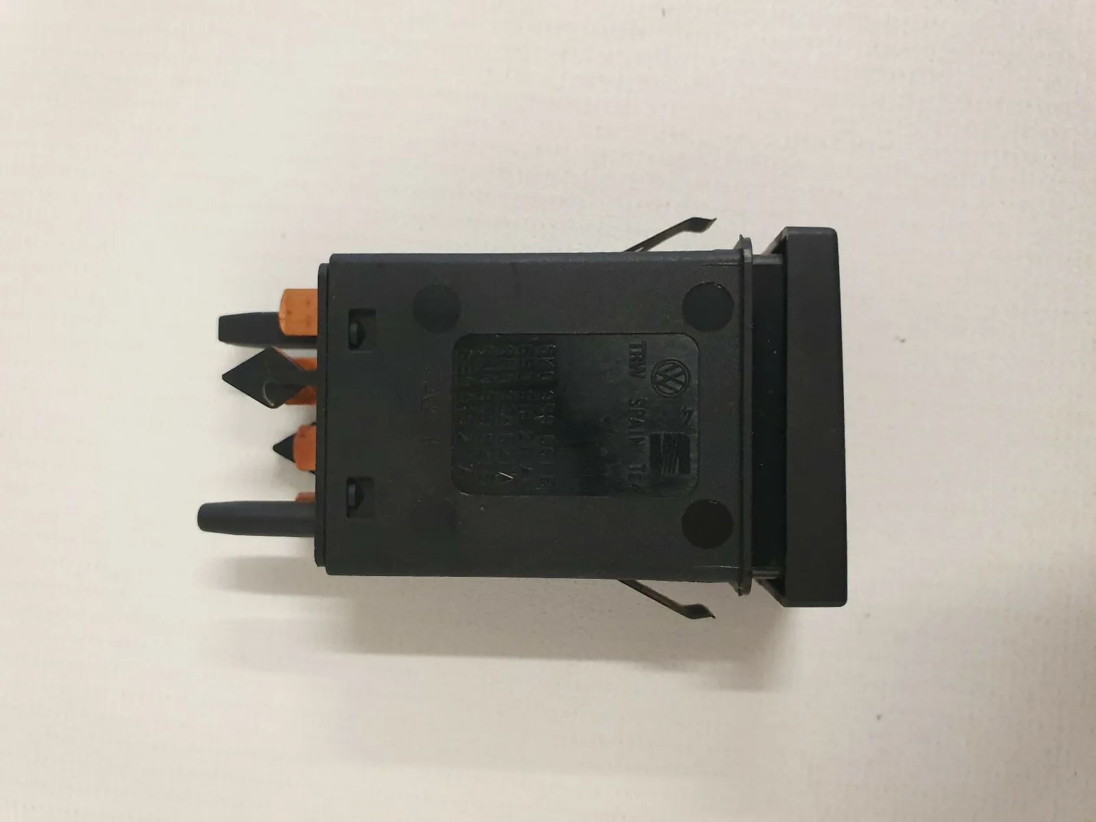 original 6K0959561B rear window heating switch Seat Arosa 6HS K36 