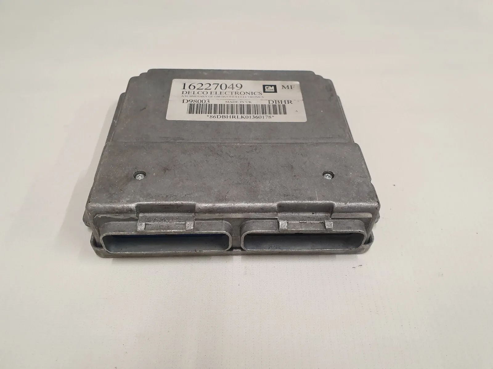 กล่องควบคุมเครื่องยนต์ Opel Astra 16227049 อะไหล่มือสอง K4