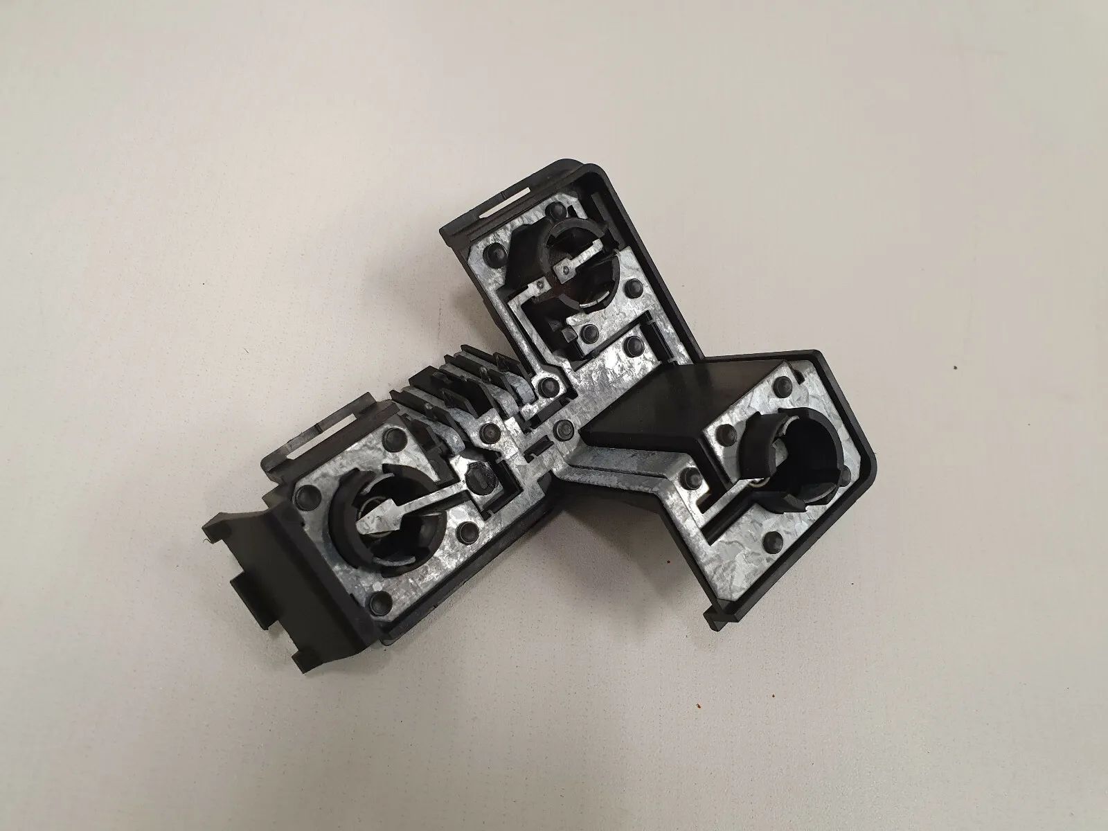 Originale Opel Omega B Supporto Lampada GM5033 Portalampada Destro K16