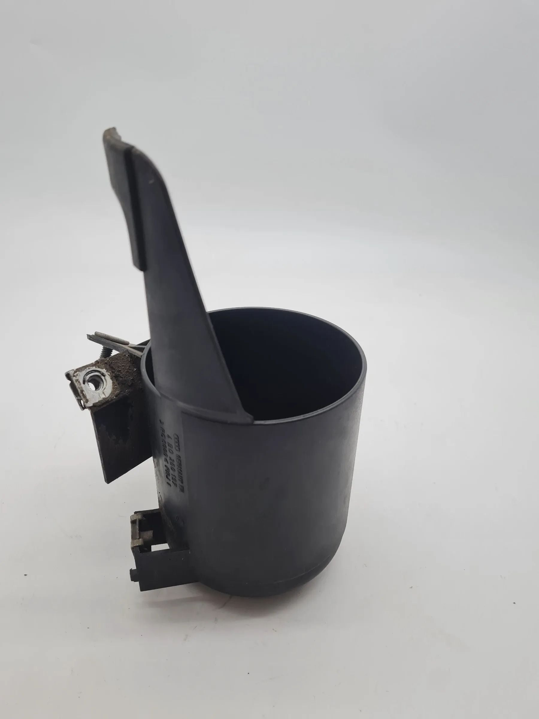 Original Audi A6 (4B2/4B4) Halterung Klimatrockner Flasche 4B0853580