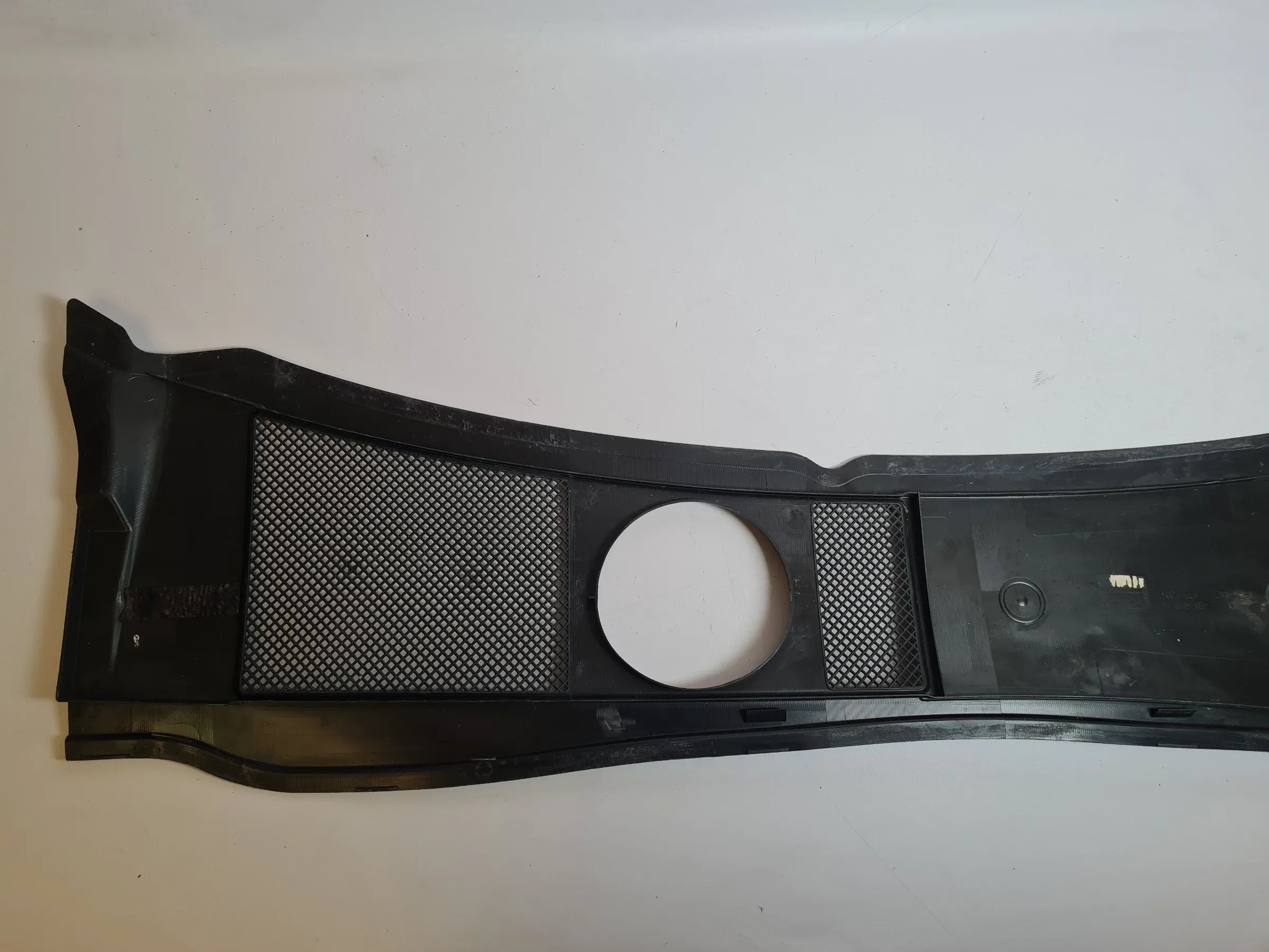 Original Audi A6 (4B2/4B4) Abdeckung Wasserkasten Batterie 4B1819447