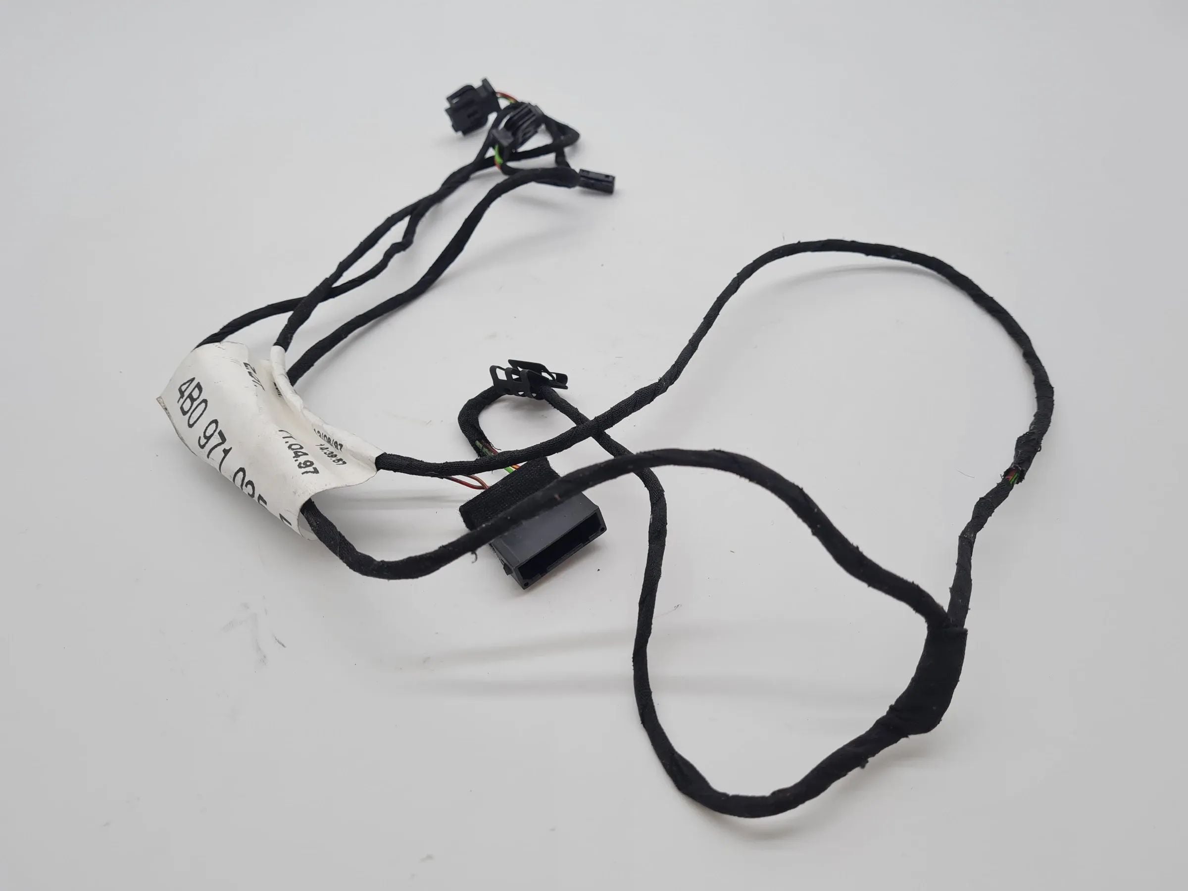 Original Audi A6 (4B2/4B4) Türkabelbaum Kabelbaum Vorne L/R 4B0971035F