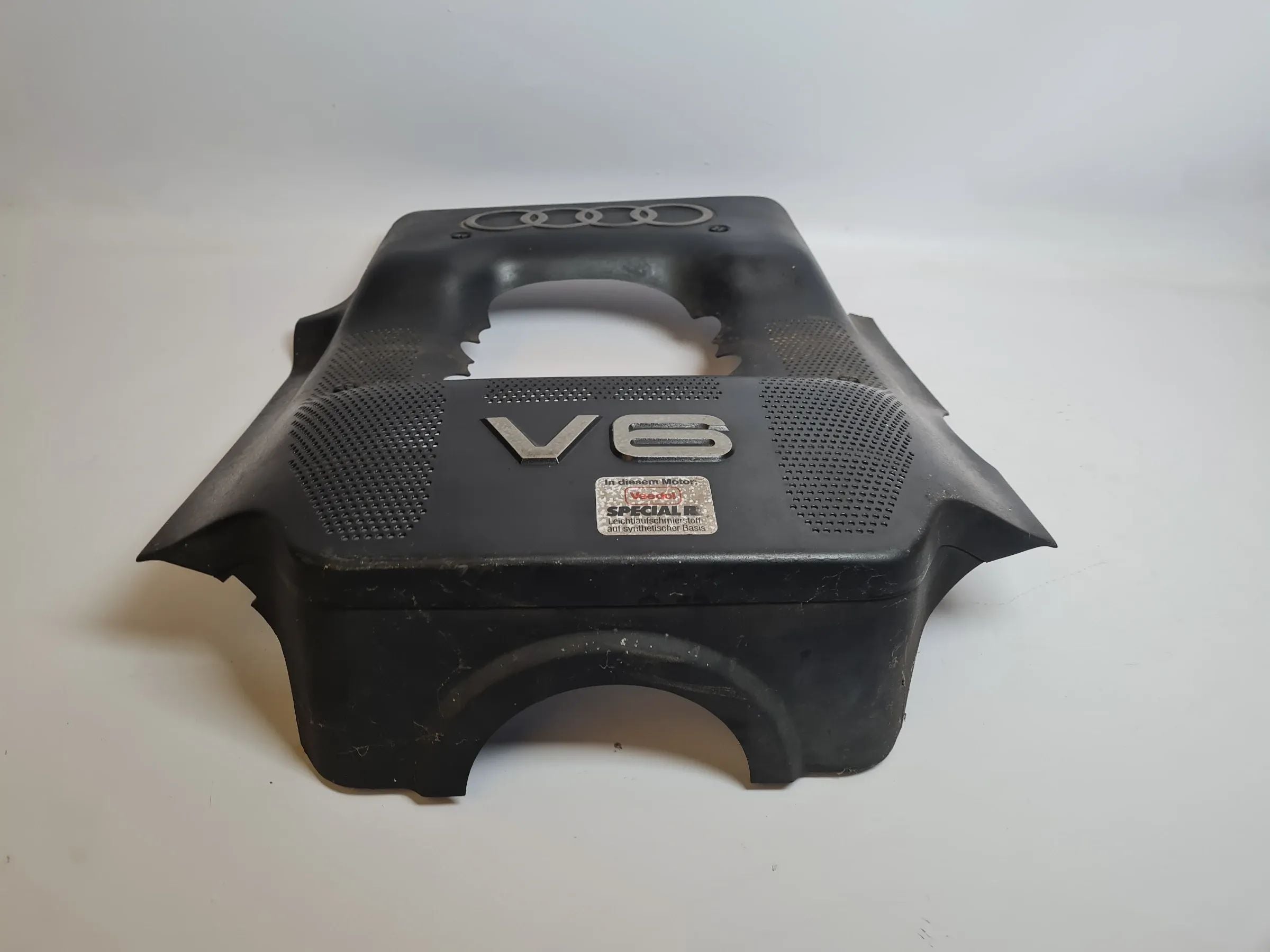 Original Audi A6 (4B2/4B4) 2.4 V6 Motorabdeckung 078103927F