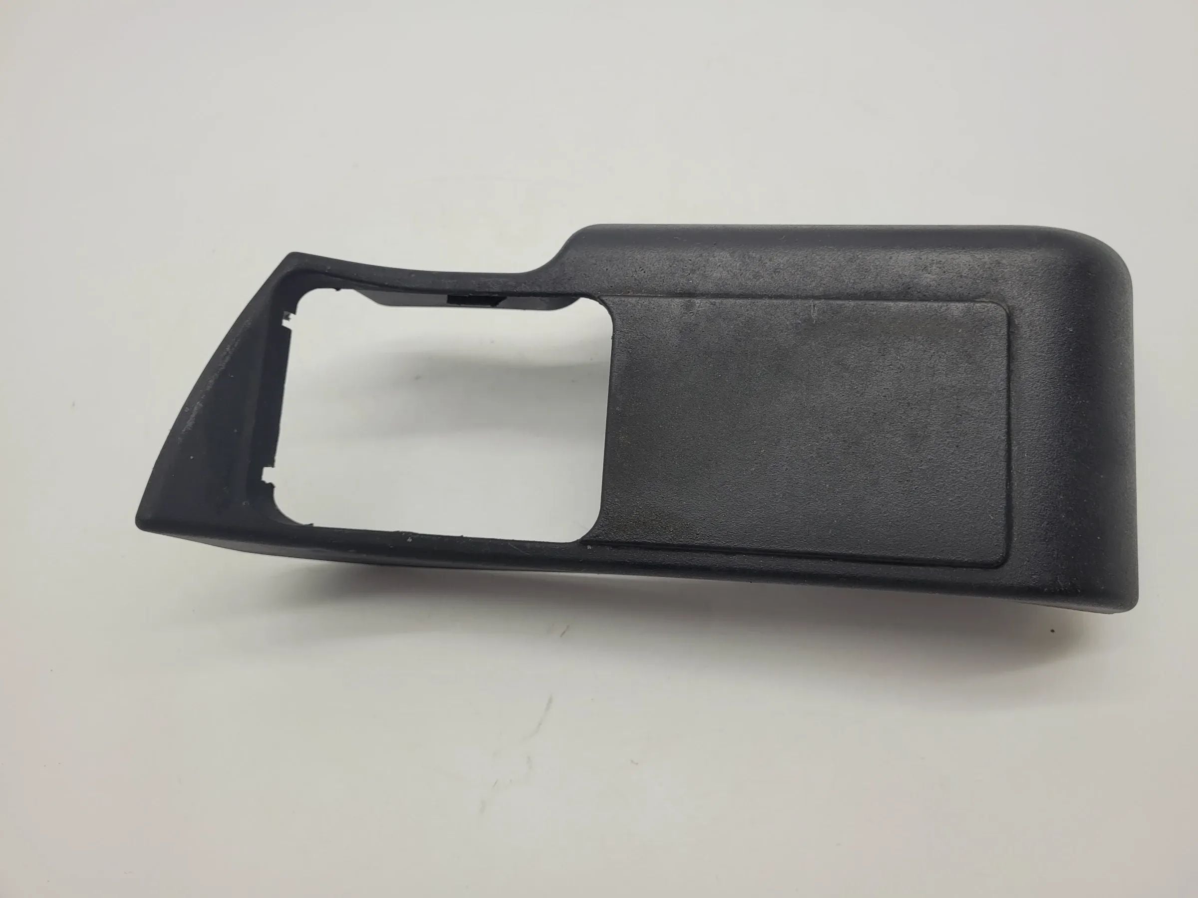 Original Audi A6 (4B2/4B4) Abdeckung Verkleidung Servobehälter 4B0972807