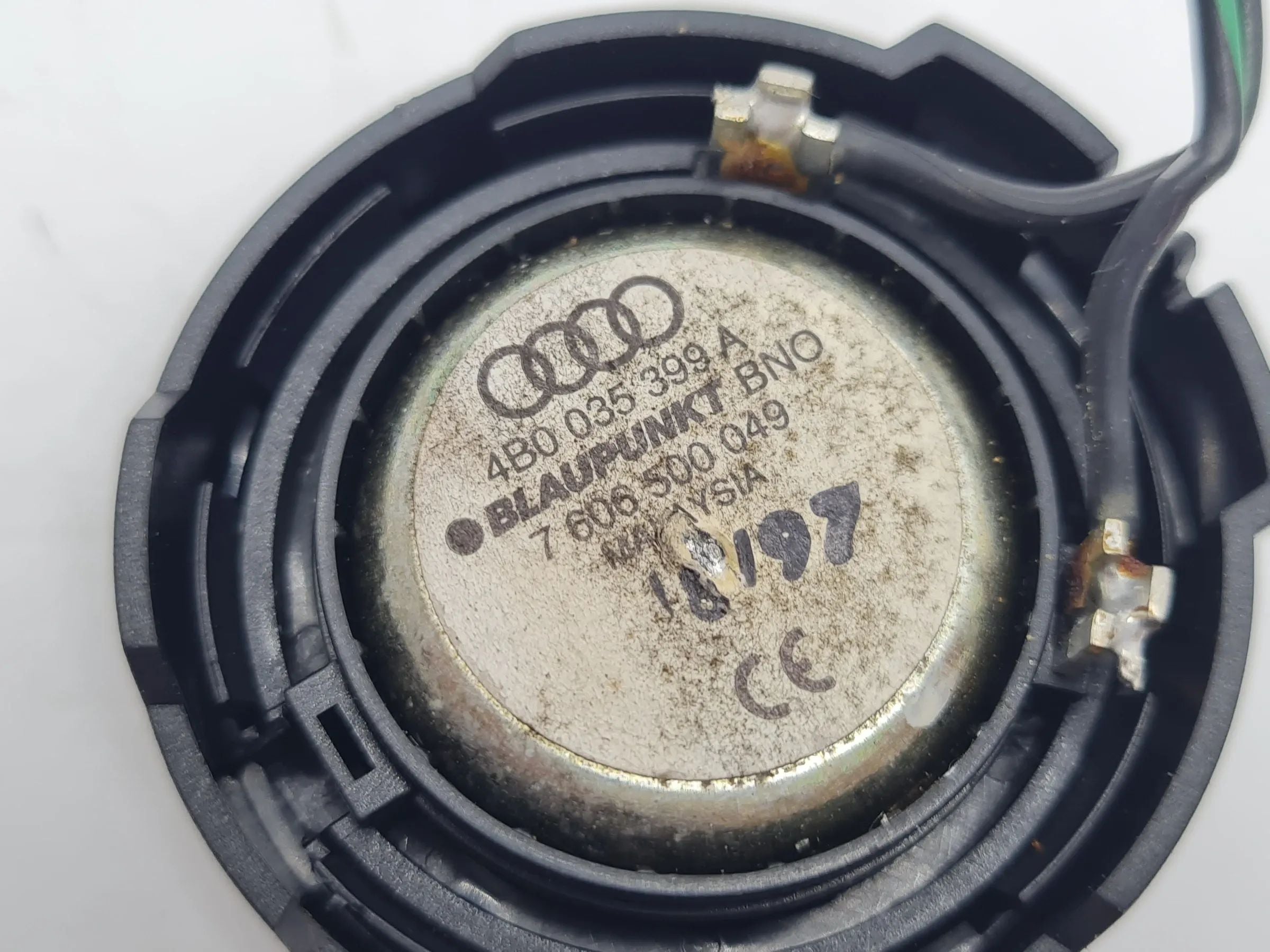 Original Audi A6 (4B2/4B4) Lautsprecher Hochtöner Tür Hinten L/R 4B0035399A