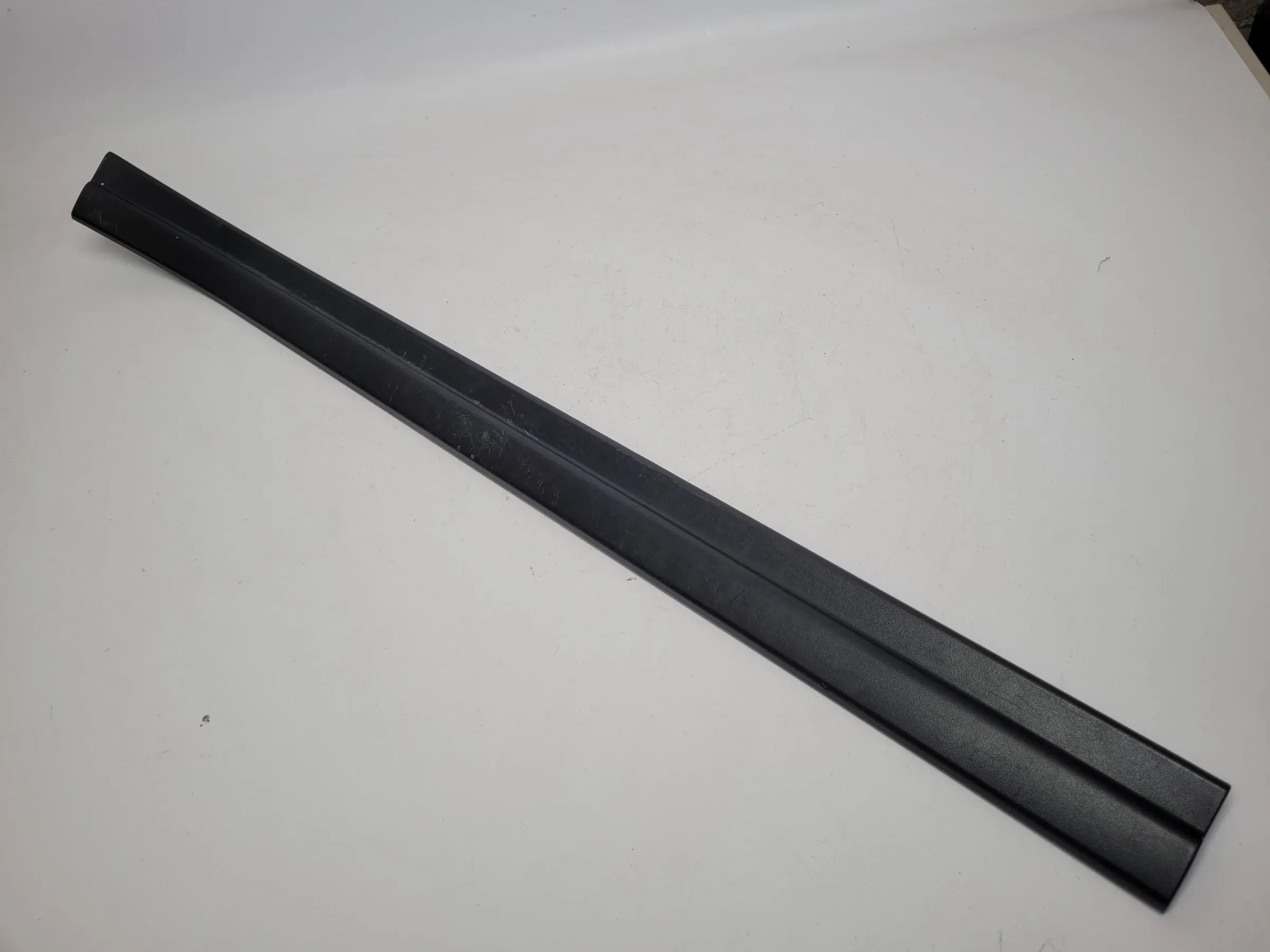 Original BMW X5 (E53) Einstiegsblende Kick Trim Vorne Rechts 8402108