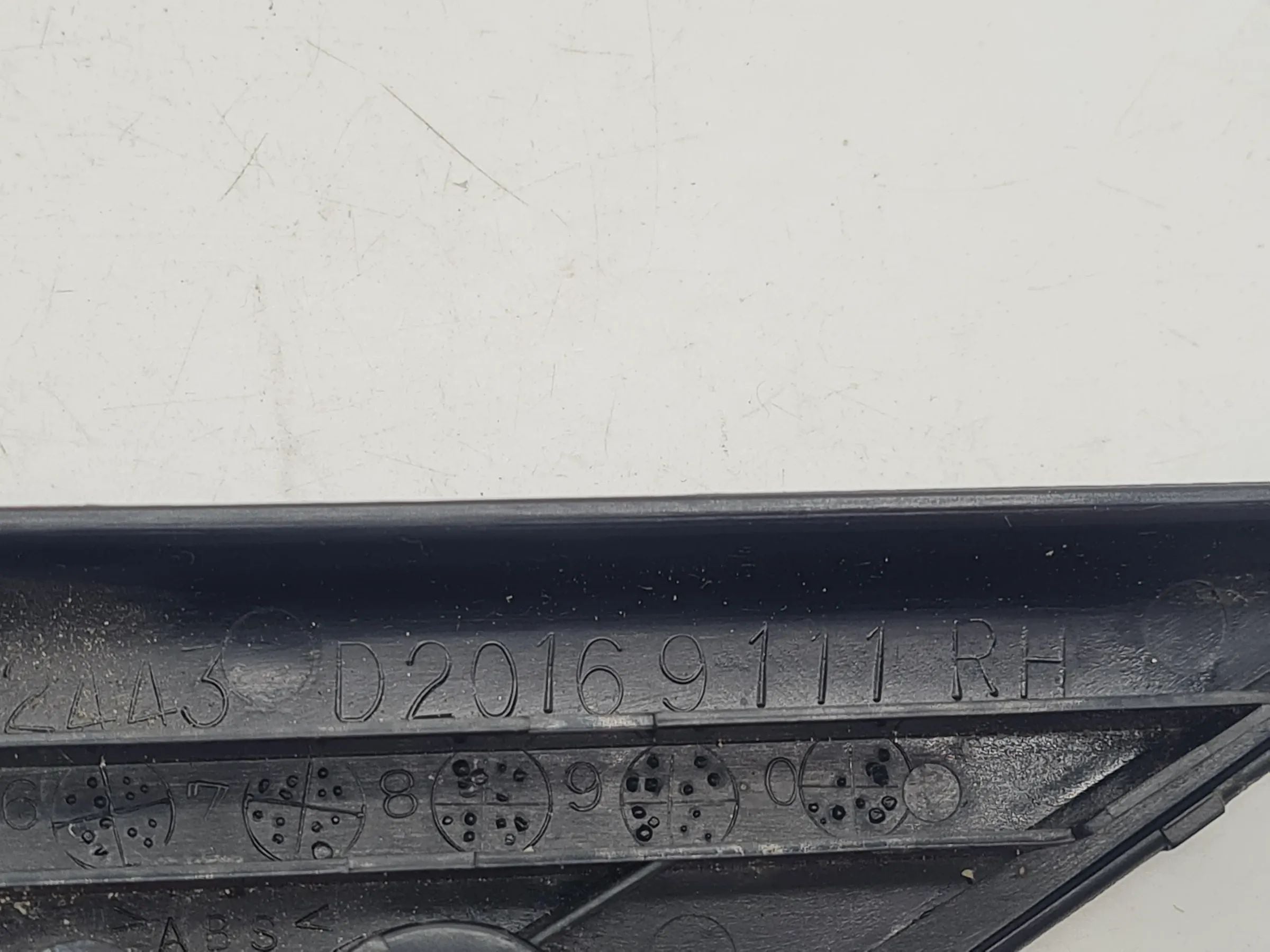 Original Mazda Demio (DW) Außenspiegel Abdeckung Rechts 20169111