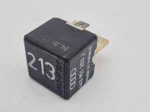 Original Audi A6 (4B2/4B4) Relais Multifunktionsrelais 443951253J
