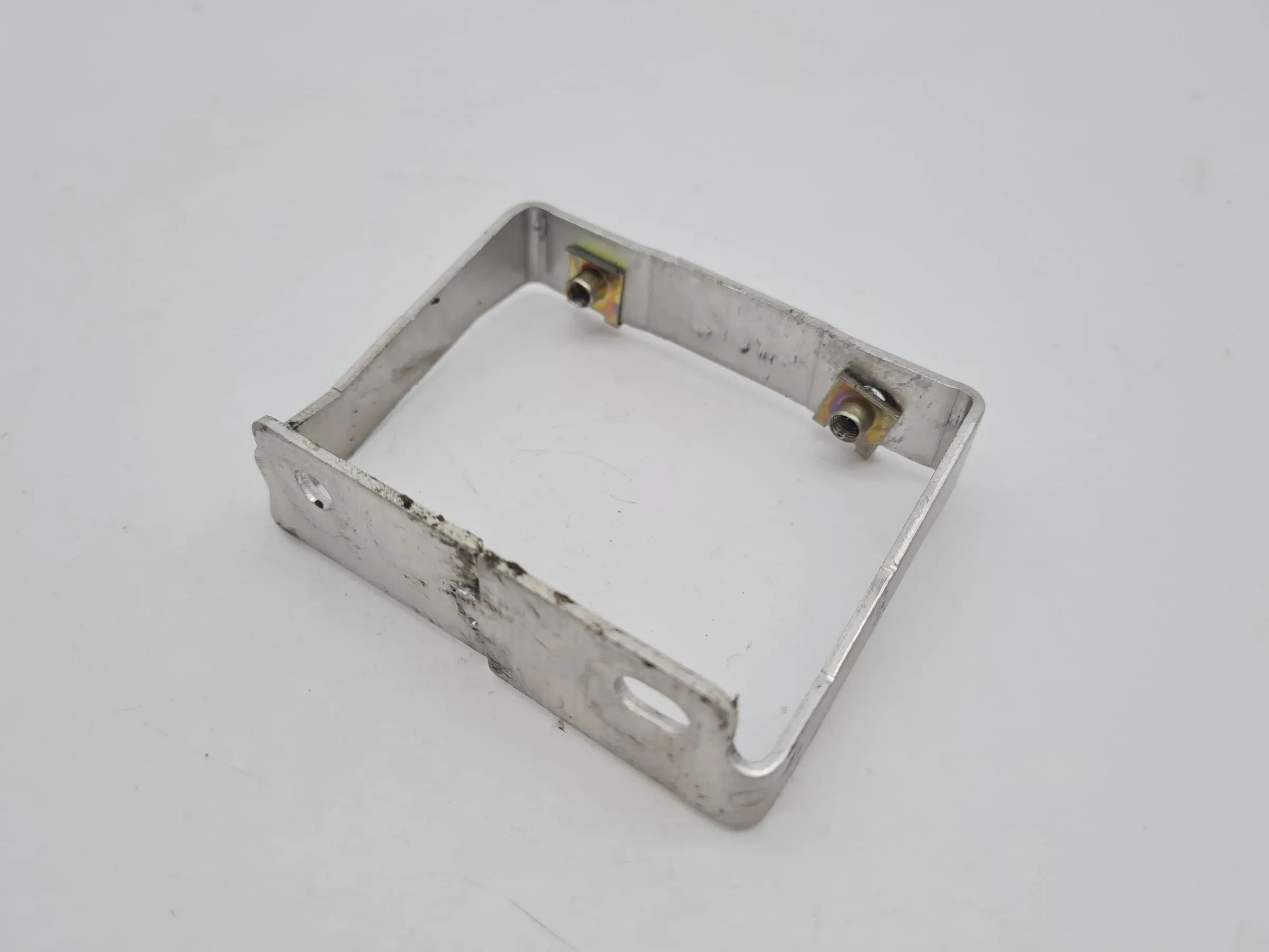 Original Audi A6 (4B2/4B4) Halter Befestigung 4B0863531