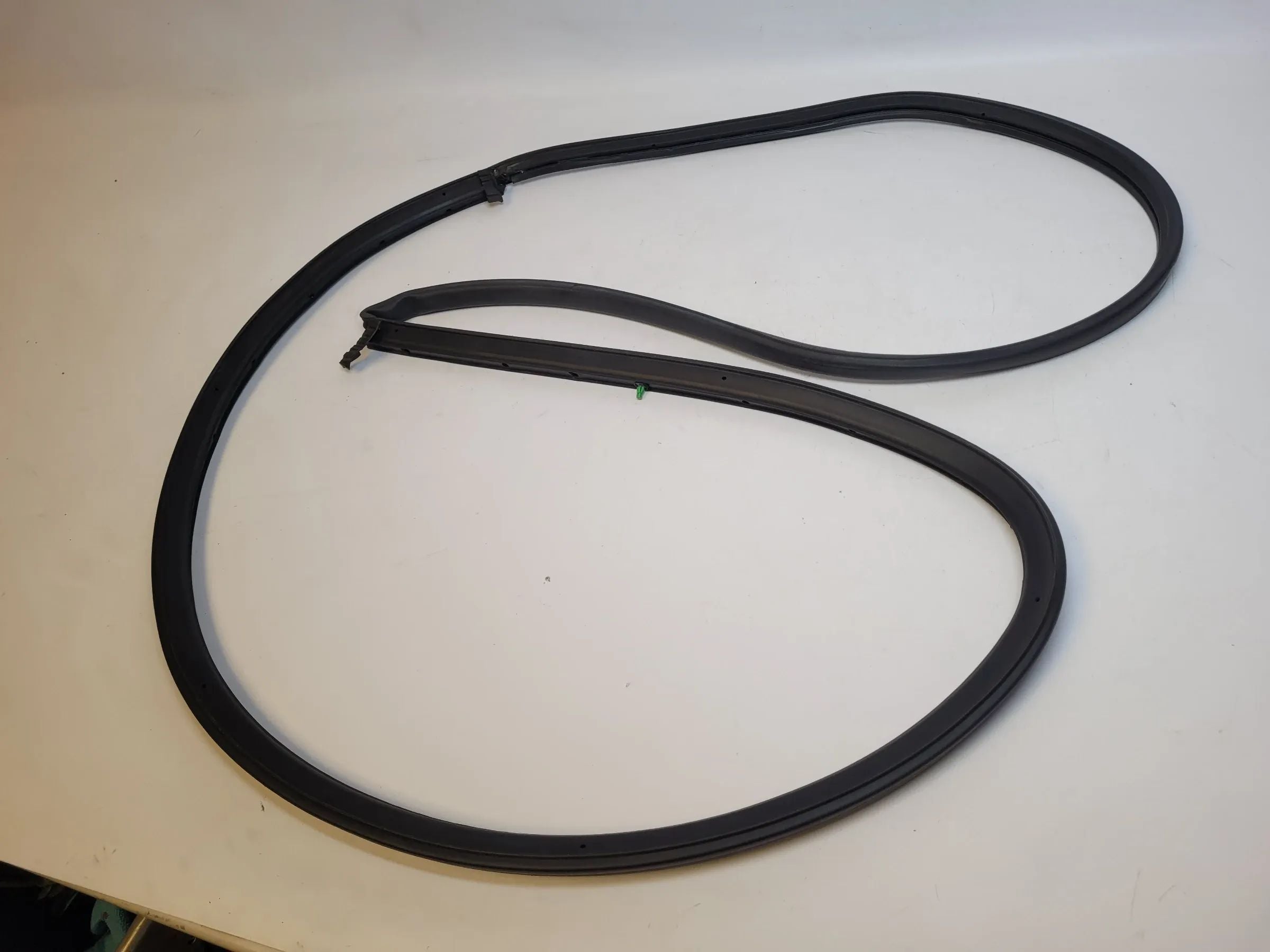 Original Audi A4 (8E/B6/B7) Türdichtung Dichtung Gummi Rechts Hinten 8E0839912J