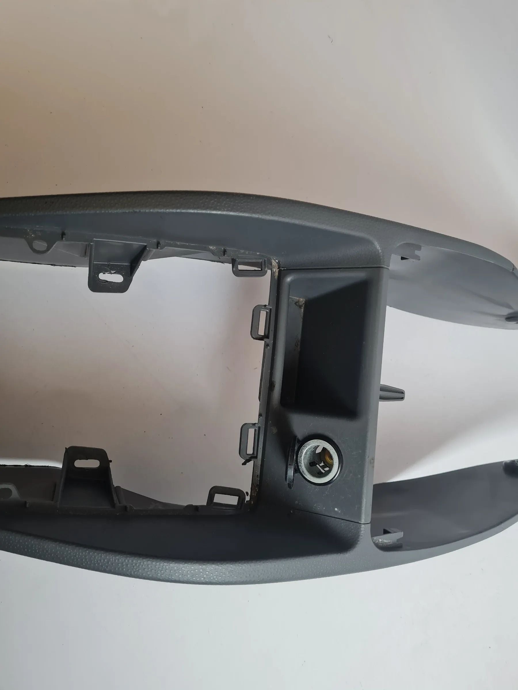 Original Seat Ibiza IV (6J5/6P1) Mittelkonsole Mitteltunnel Grau 6J0863243