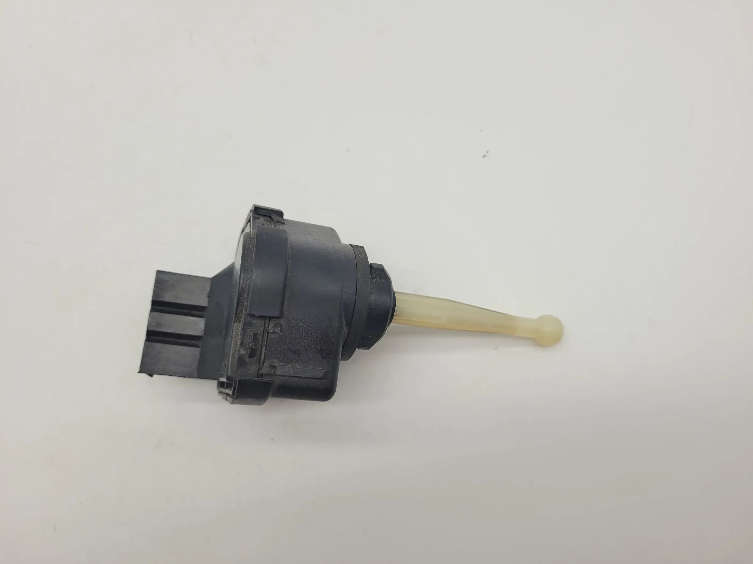 Original BMW 3er (E36) Scheinwerfer Stellmotor LWR L/R 0307852309