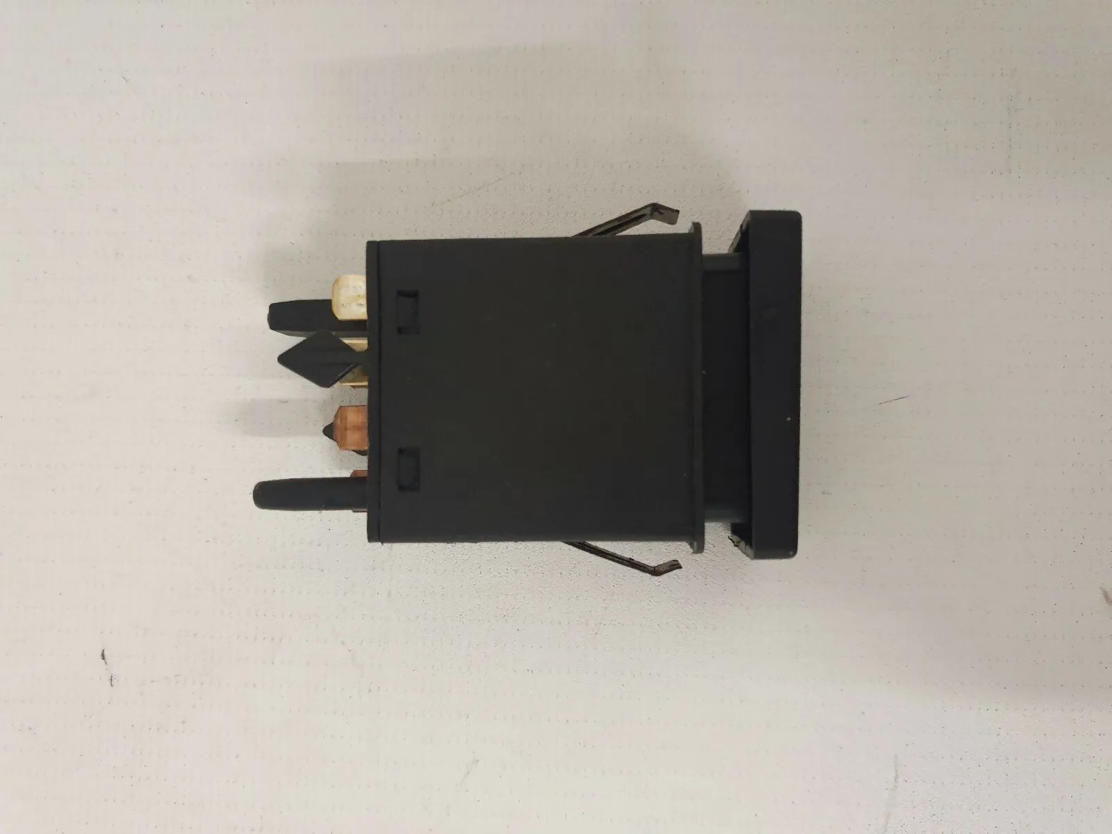 असली VW Passat 3B - Schalter Heckscheibenheizung हीटिंग 3B0959621C
