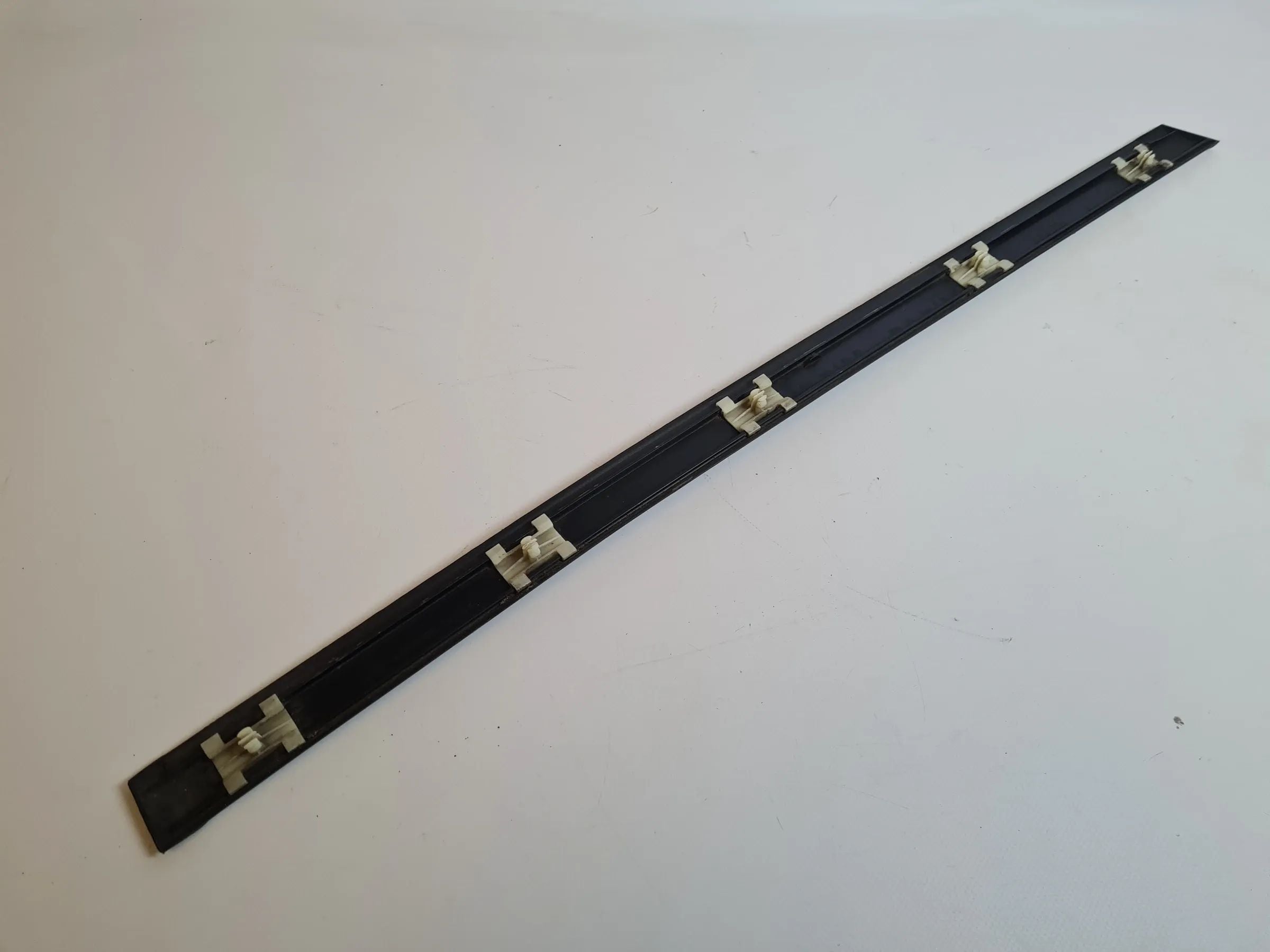 Original BMW 5er (E39) Türleiste Zierleiste Schwarz Links 8159297