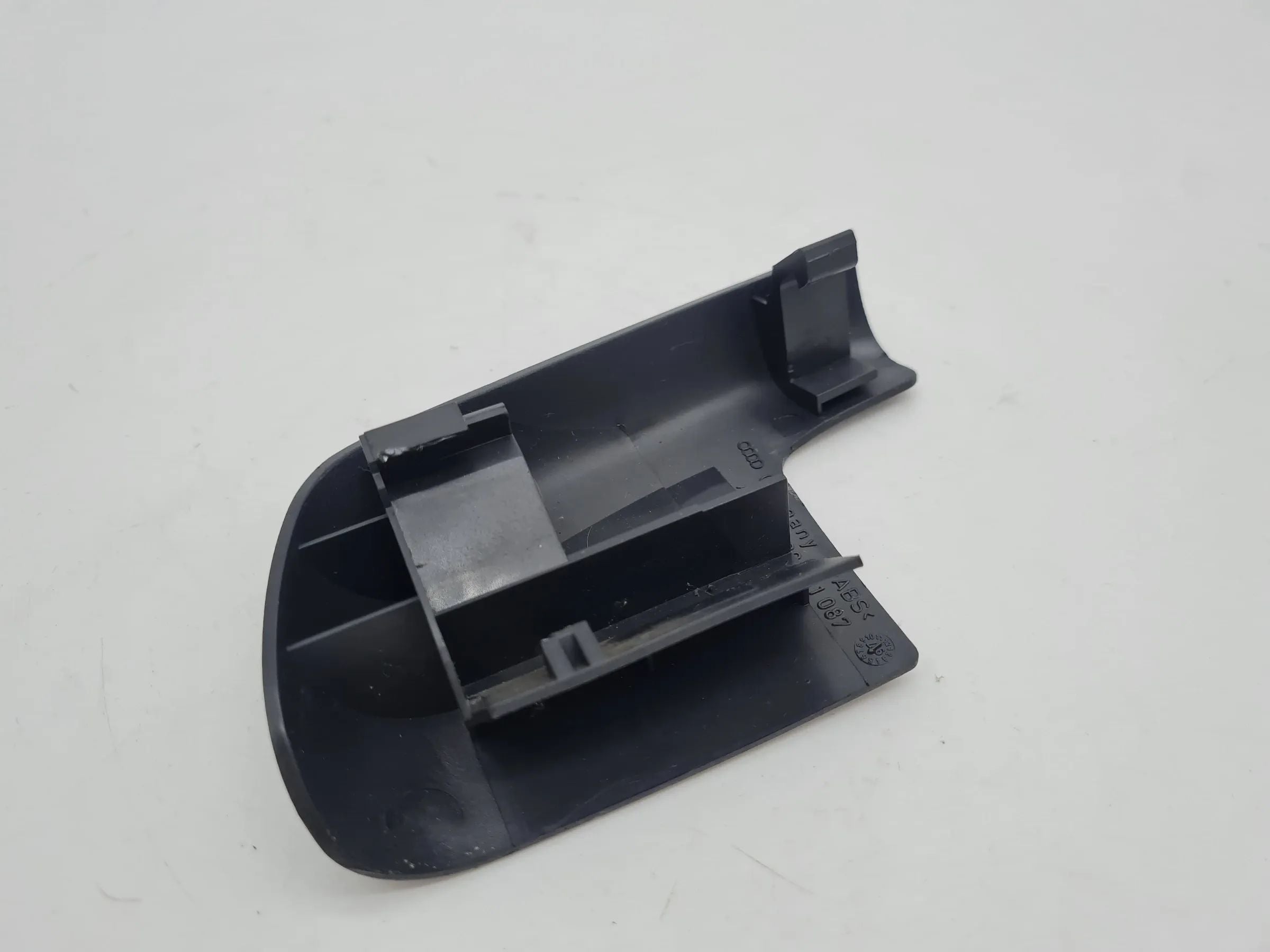 Original Audi A6 (4B2/4B4) Abdeckung Blende Vorne 4B0881087