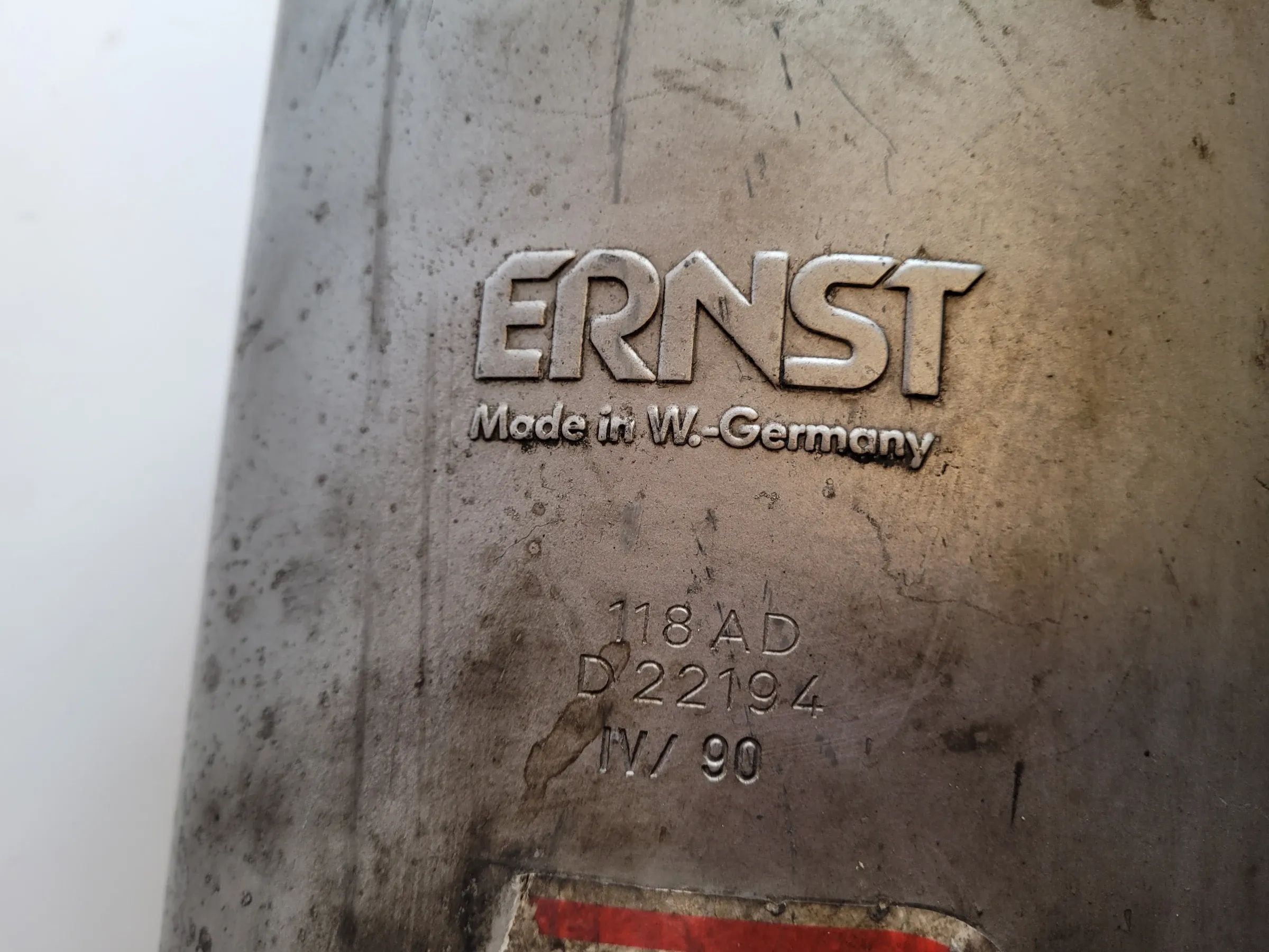 Original VW/Audi 80 B2 Auspuff Mittelschalldämpfer Endschalldämpfer D22194