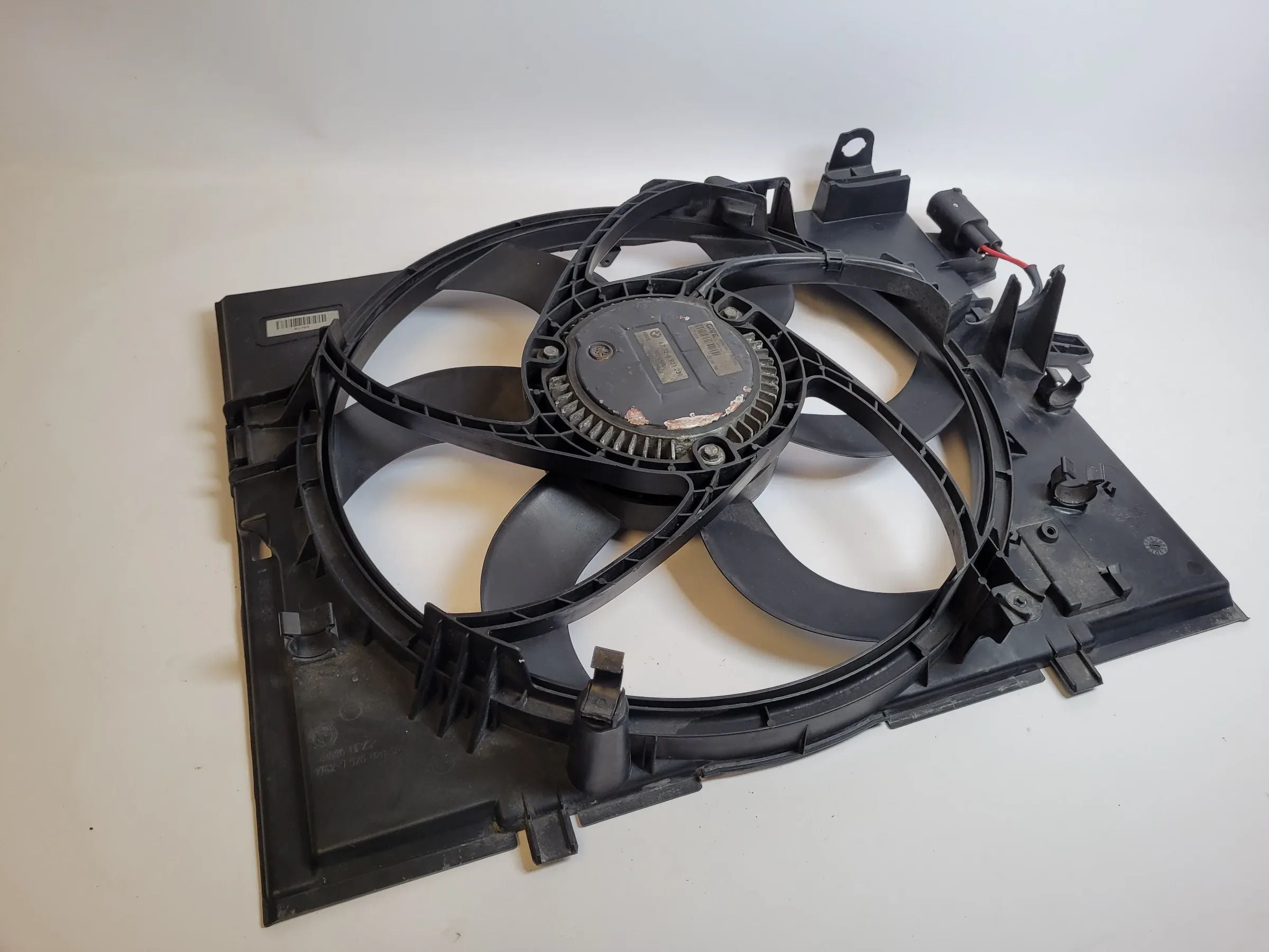 Original BMW 5er (E60/E61) Elek. Lüfter Ventilator Kühler 67.32-6931231