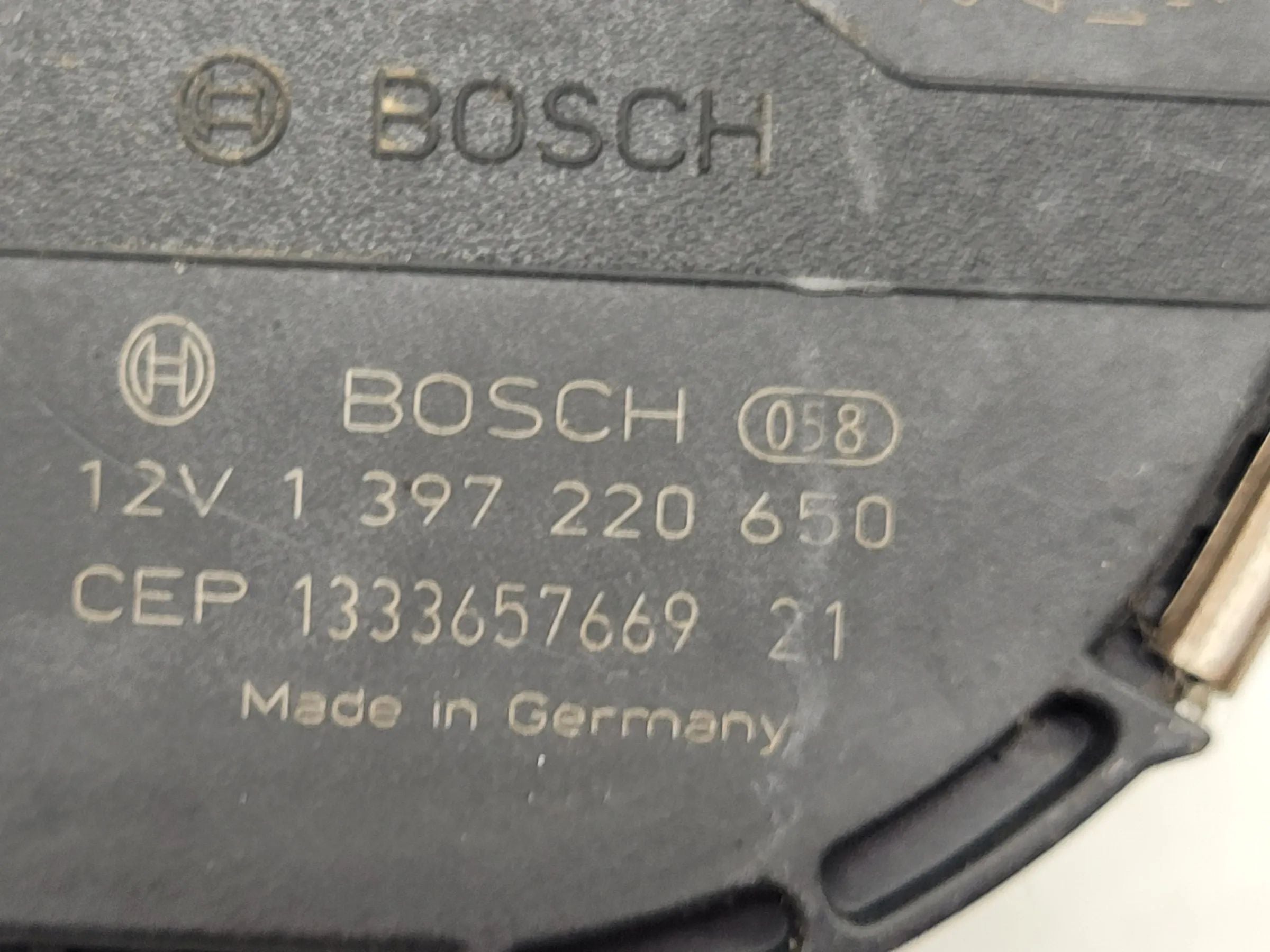 Original Skoda Octavia I (1U2) Scheibenwischermotor Vorne 1397220650