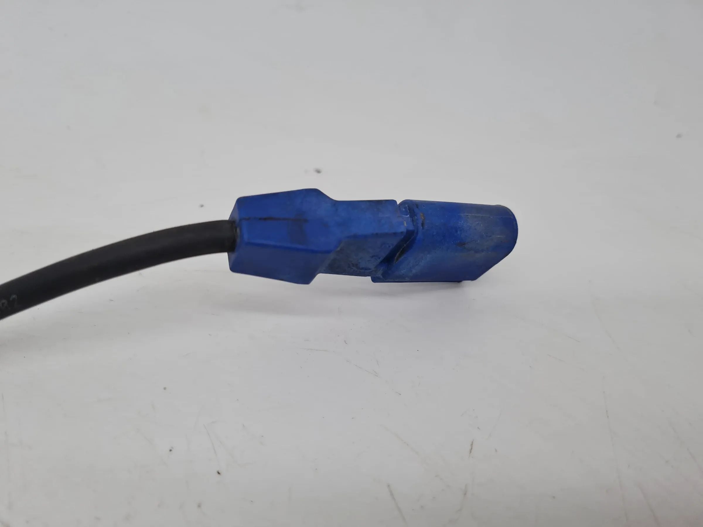 Original Audi A4 8E/B6/B7 Motorklopfsensor 06D905377