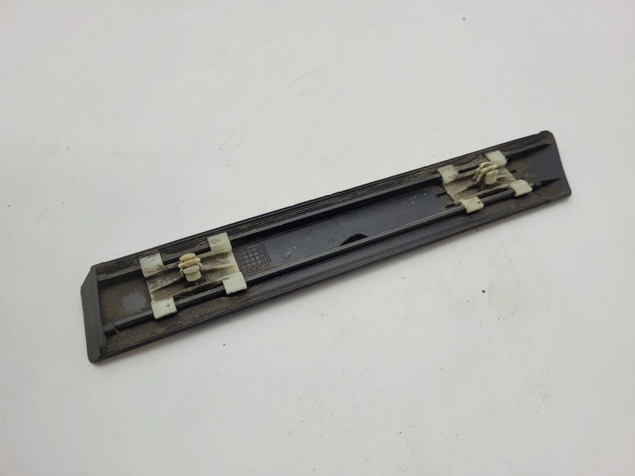 Original BMW 5er (E39) Zierleiste Stoßleiste Kotflügel Links, 8184481