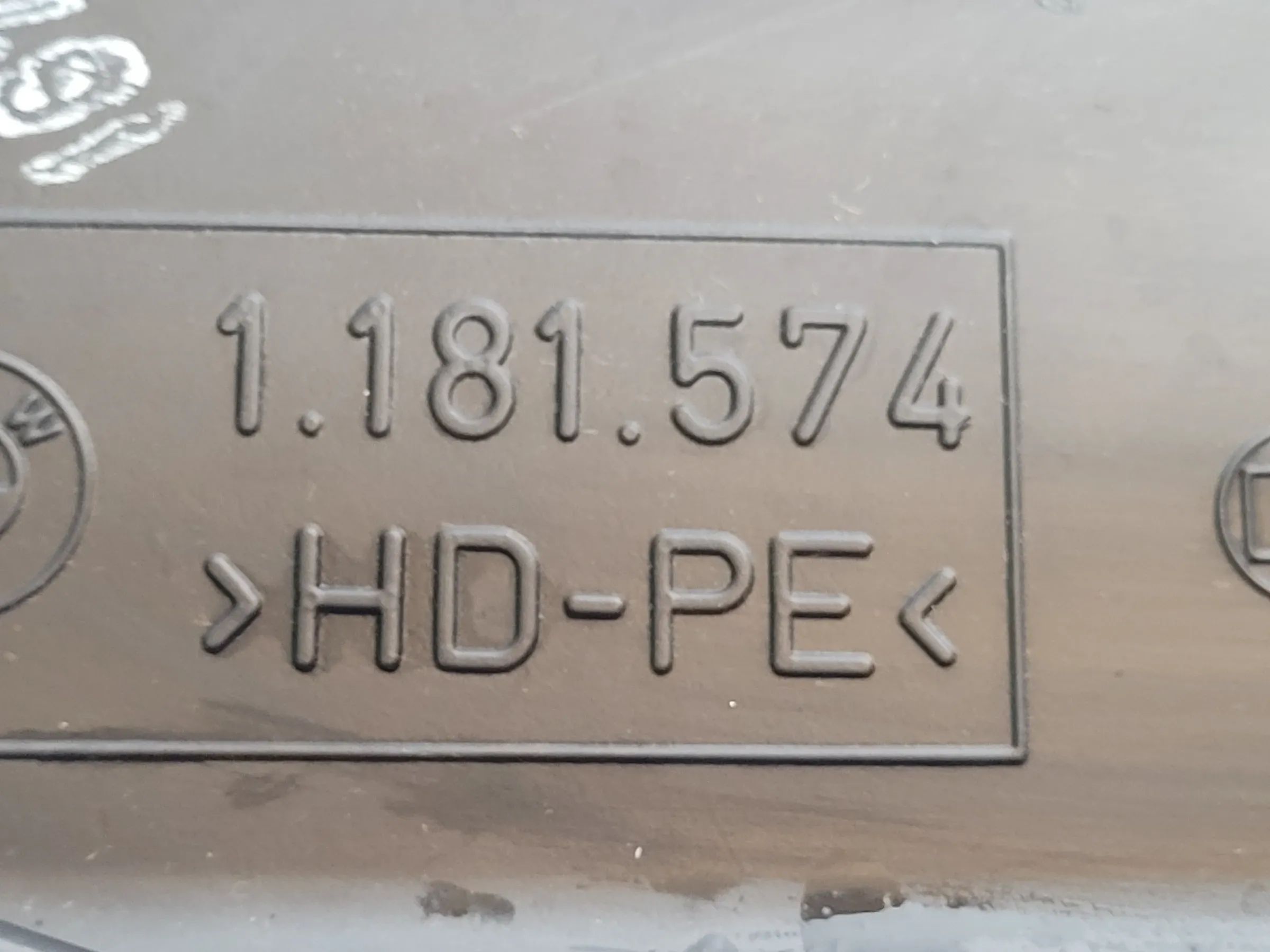 Original BMW 5er Touring E39 Ausgleichsbehälter Aktivkohlefilter 1181574