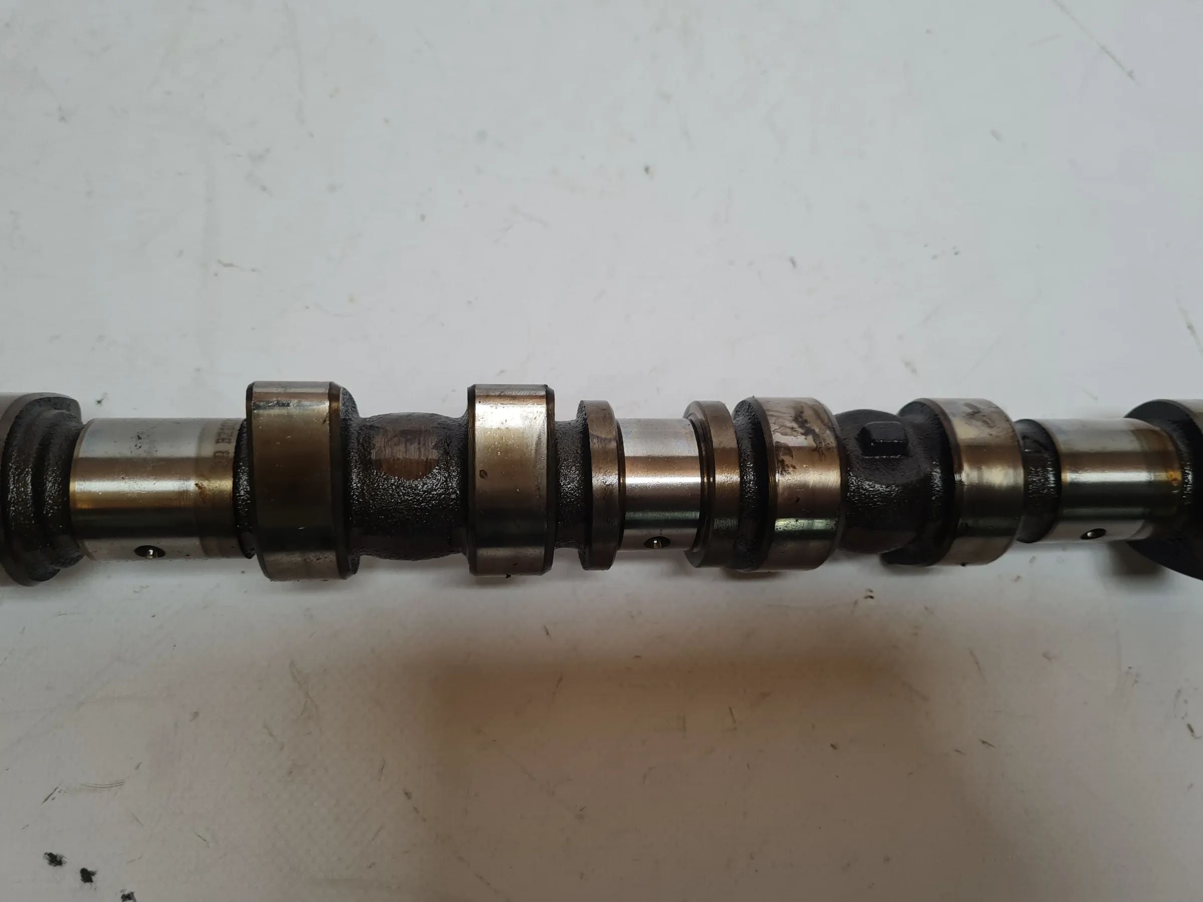 ต้นฉบับ Mercedes C-Klasse CL203 เพลาลูกเบี้ยวไอดี M111.955 R1111701