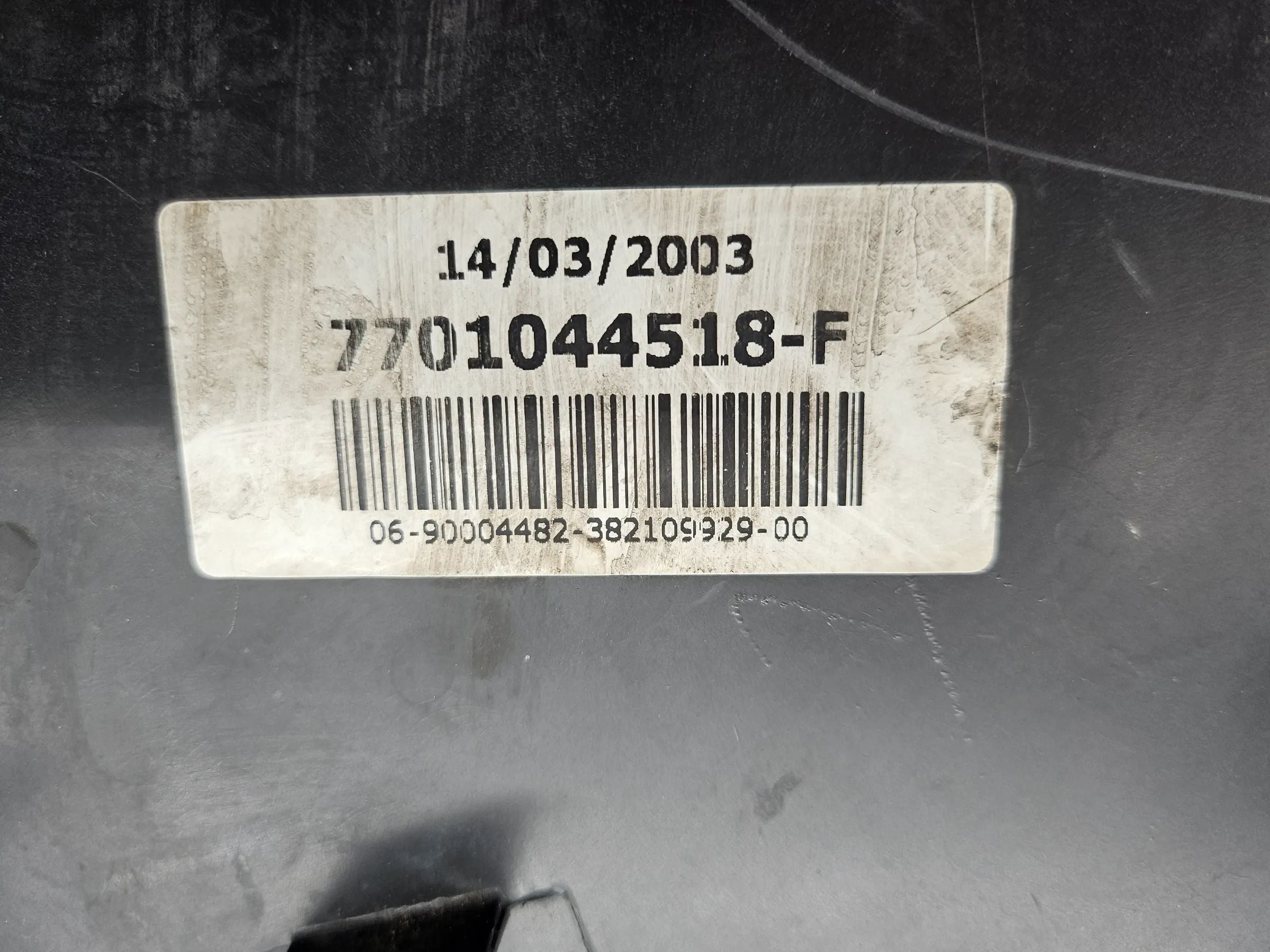 7701044518F SUPPORT DE PHARE GAUCHE / 88886 POUR NISSAN INTERSTAR X70 *