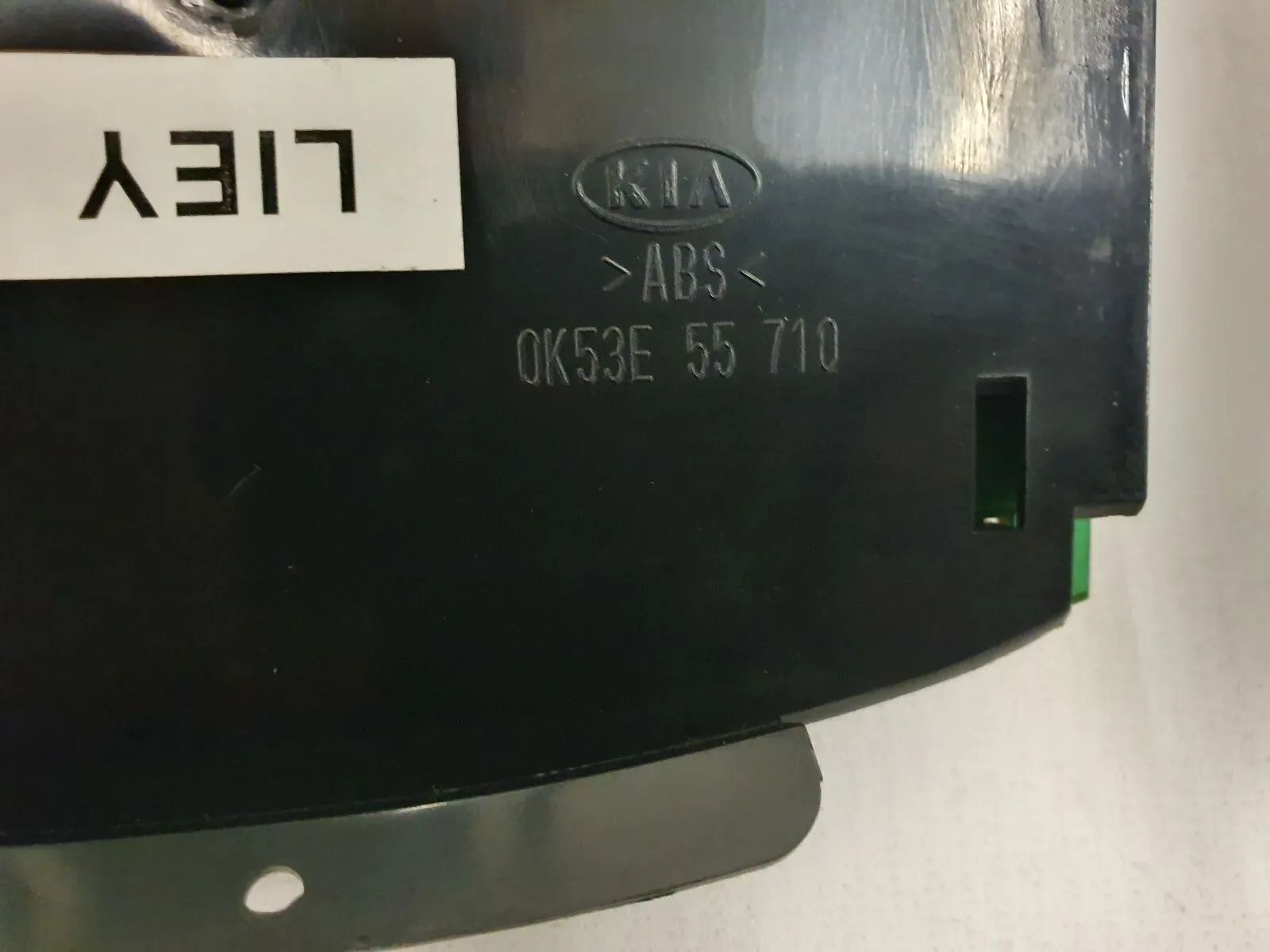 อะไหล่แท้ KIA Carnival II (UP) K42 นาฬิกาแสดงผล OK53E55710