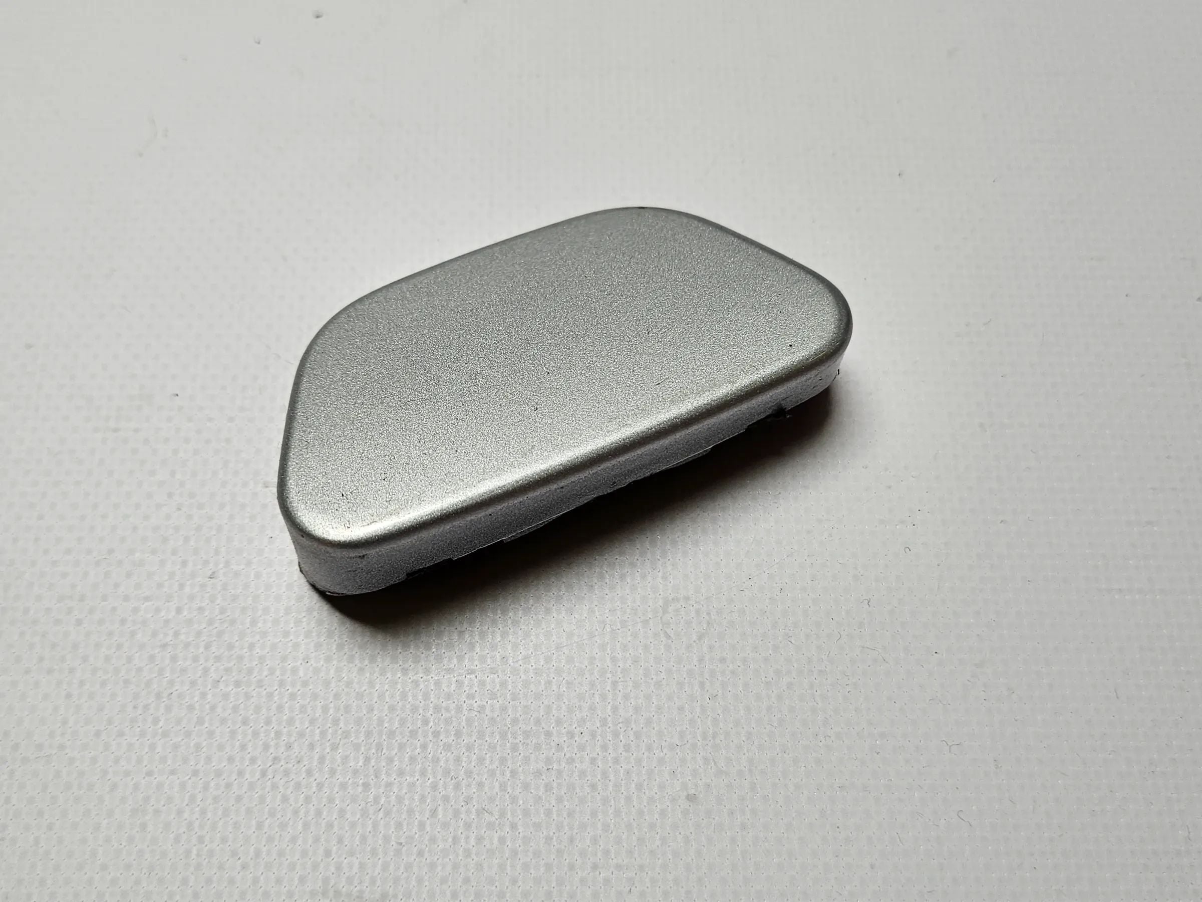 Original Mercedes W210 Tutup Nozzle SWA Kanan Silver A2108261077 - Auto-veritas