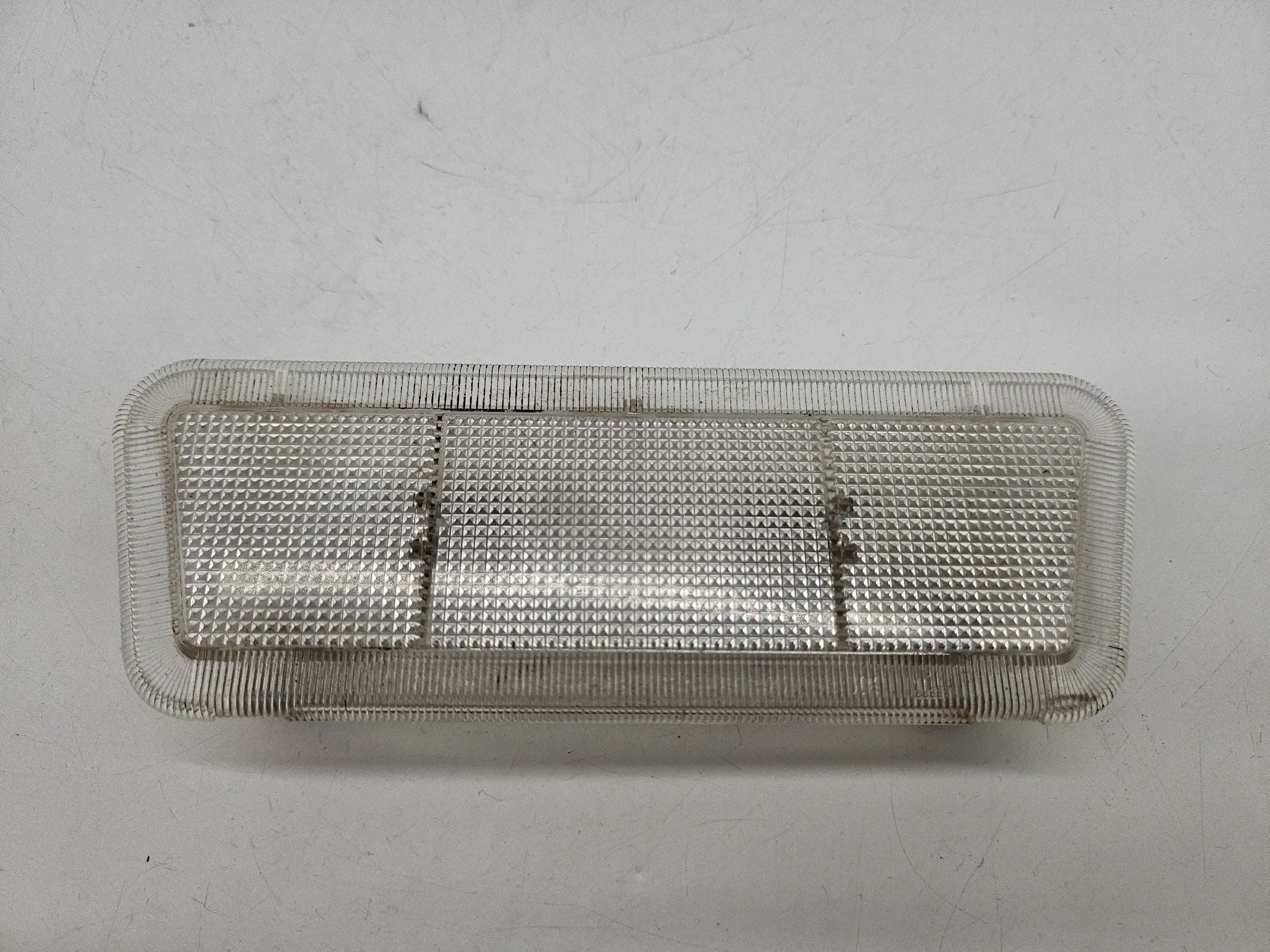 Luz interior original Opel Vectra B GM 90568390 ahumada
