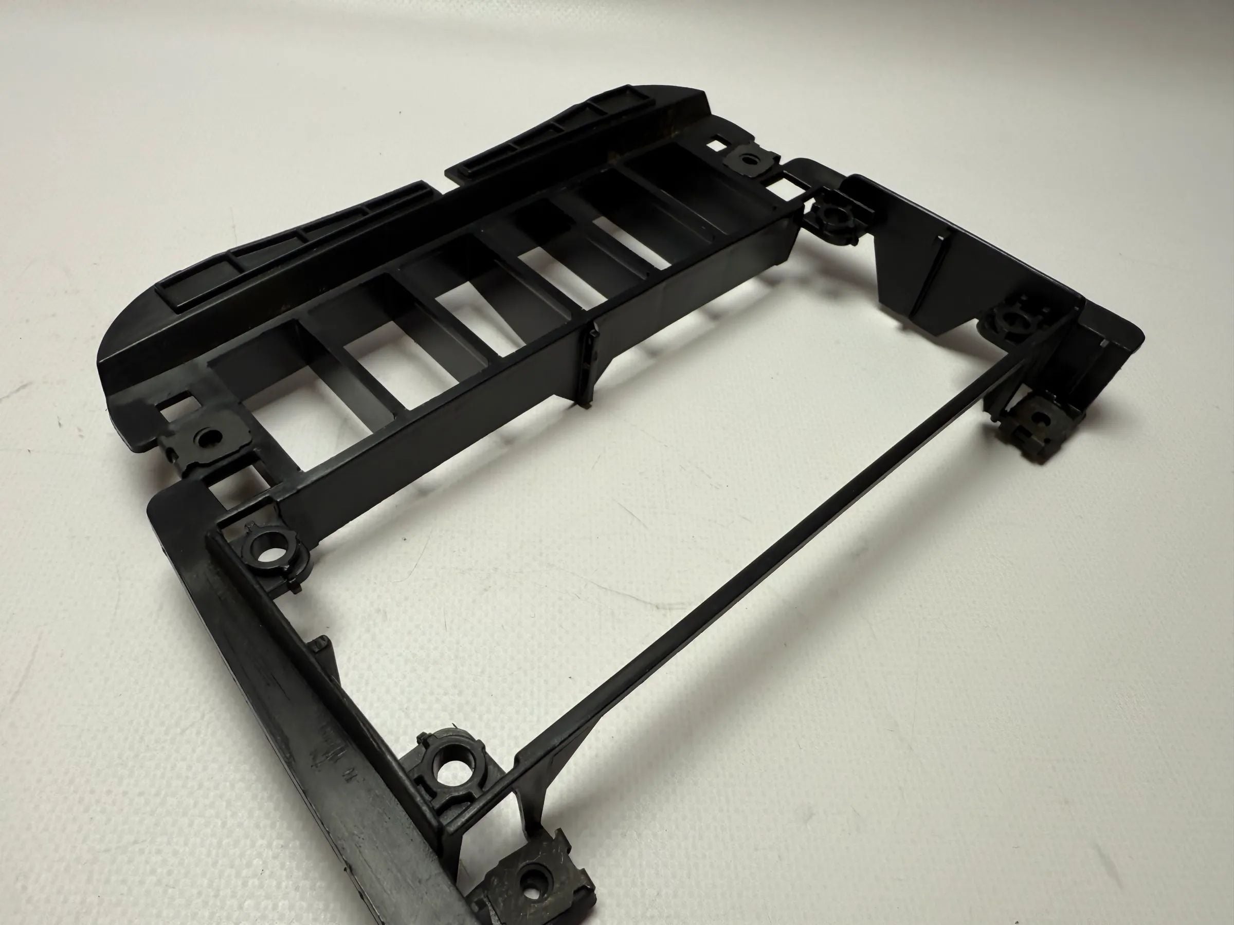 Originale Cornice Montaggio Riscaldamento VW Polo / Seat 6N0858305C