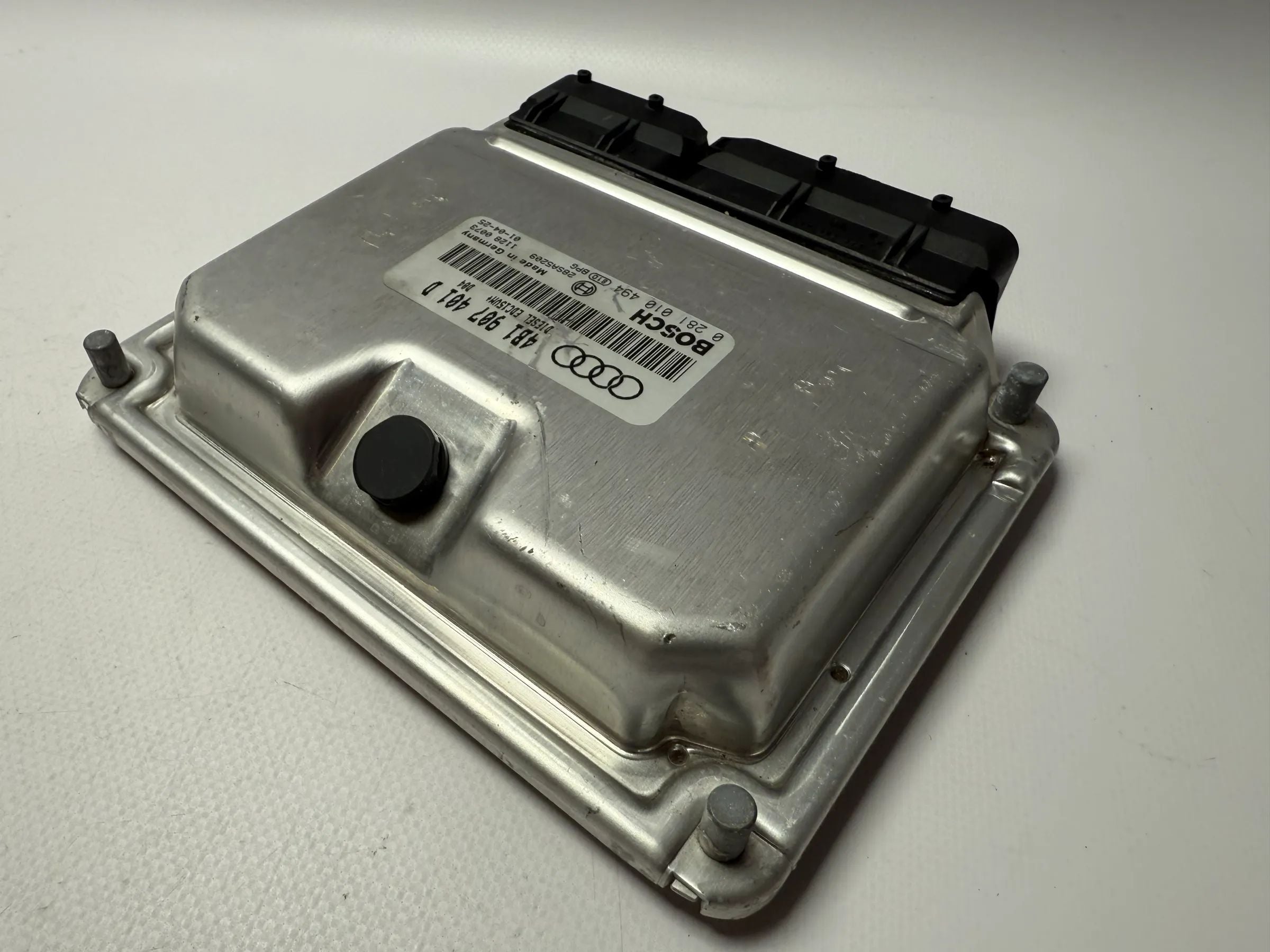 Orijinal Audi A6 4B2, C5 Motor Kontrol Ünitesi 4B1907401D / 0281010494