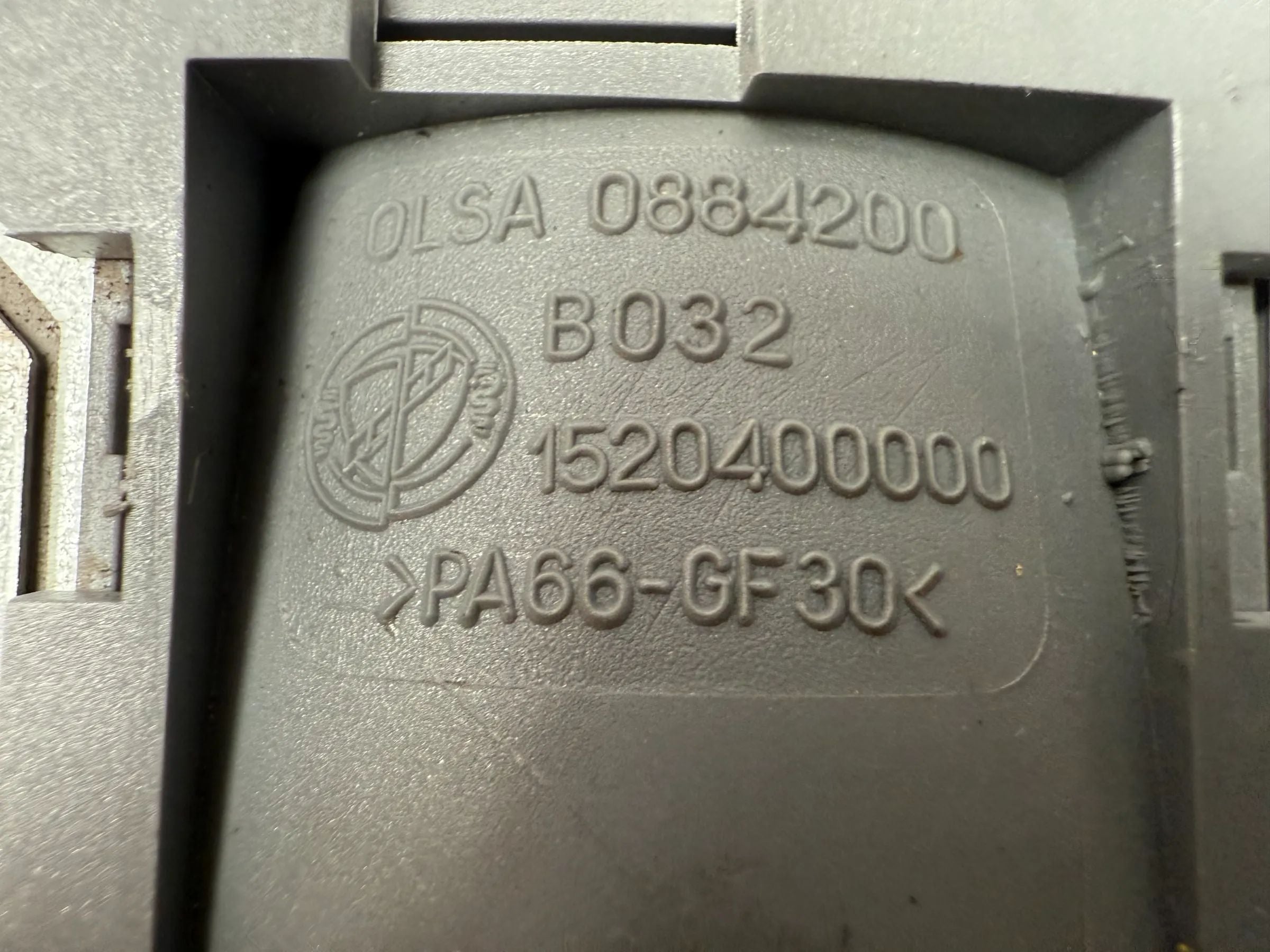 Original Alfa Romeo 147 937 Éclairage Intérieur 1520400000 / OLSA 0884200