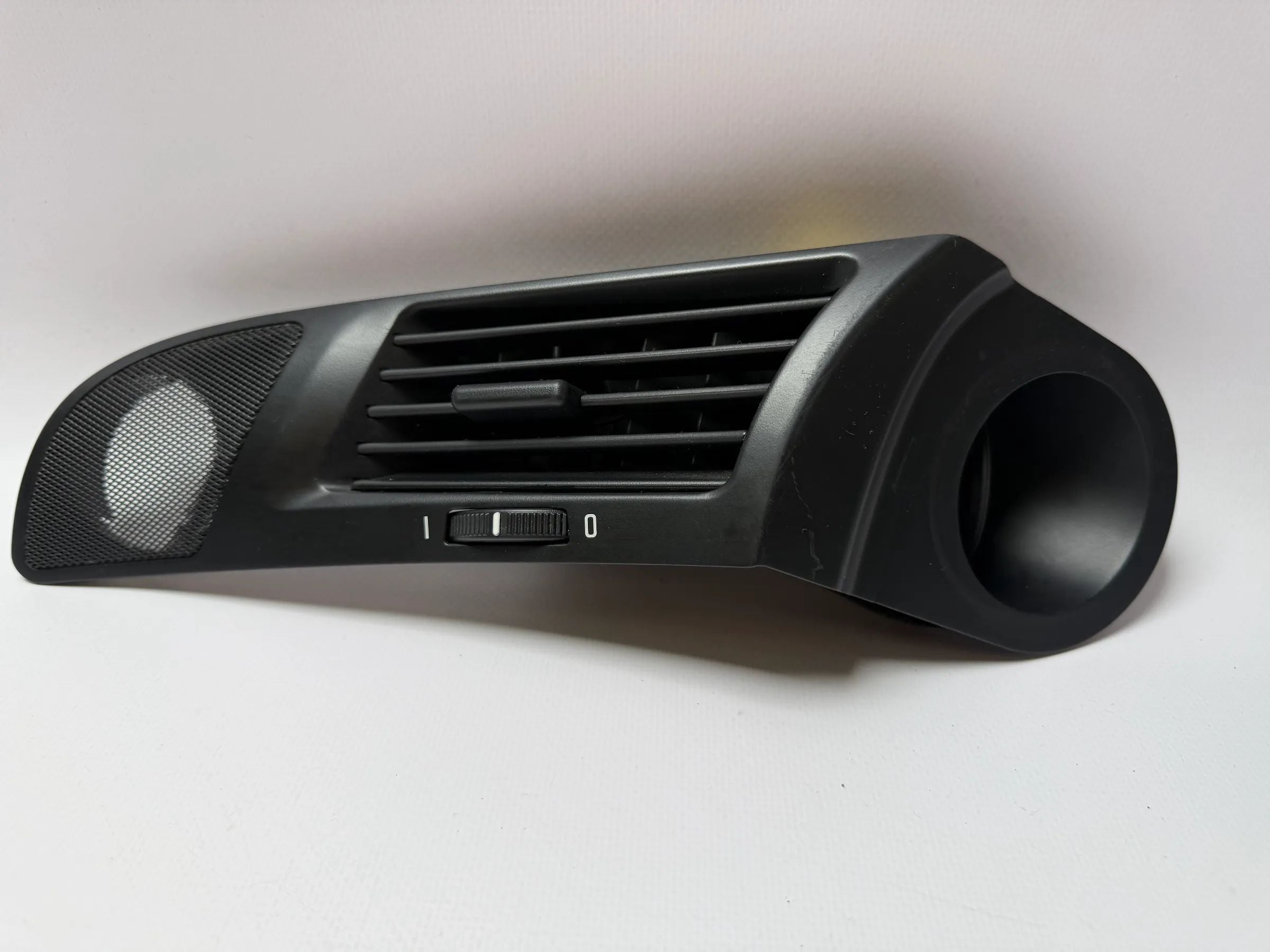 Orijinal BMW E39 Hava Menfezi Sol 8 391 173